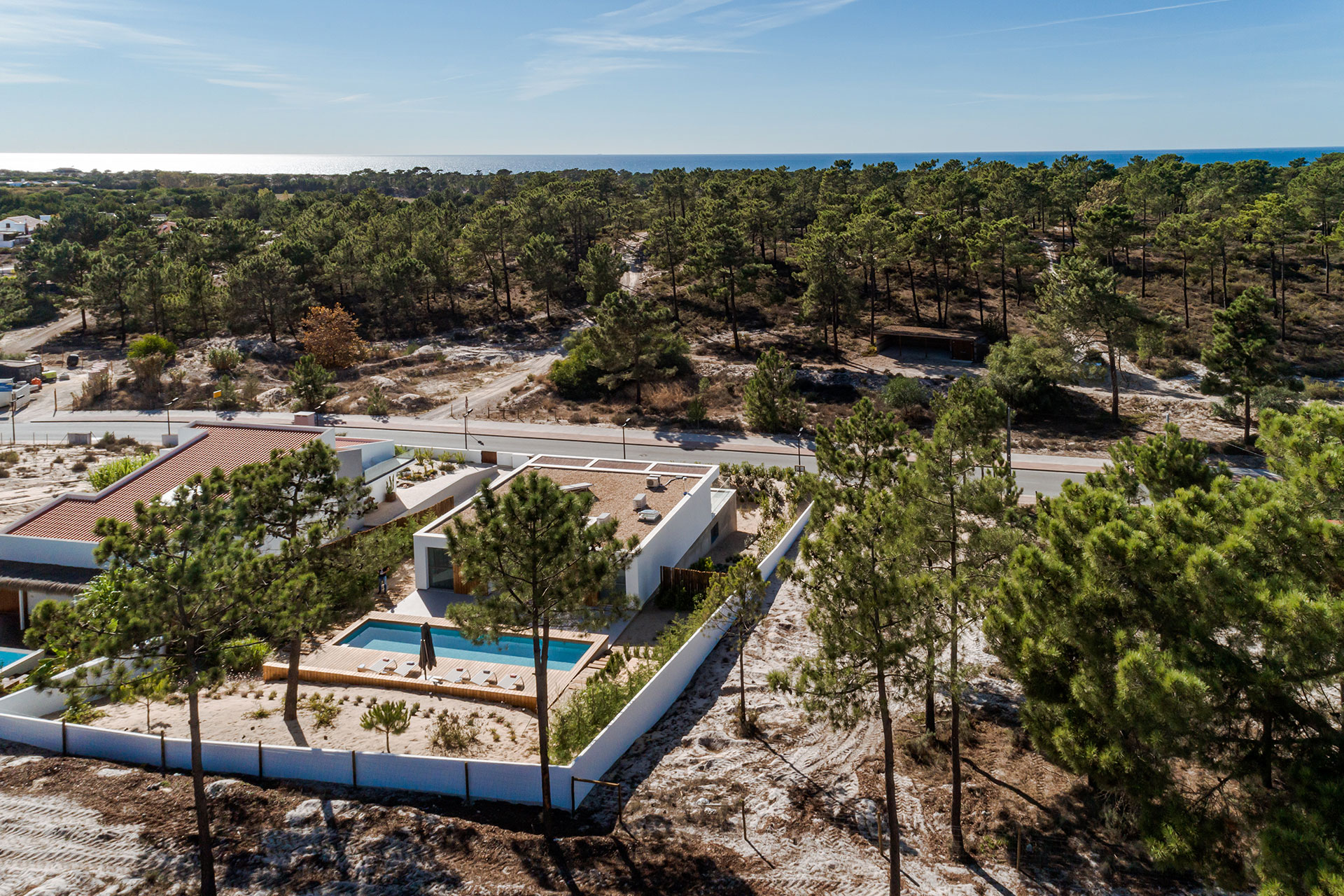 casa-da-palicada_villa_setubal-portugal_exterior-drone-villa.jpg