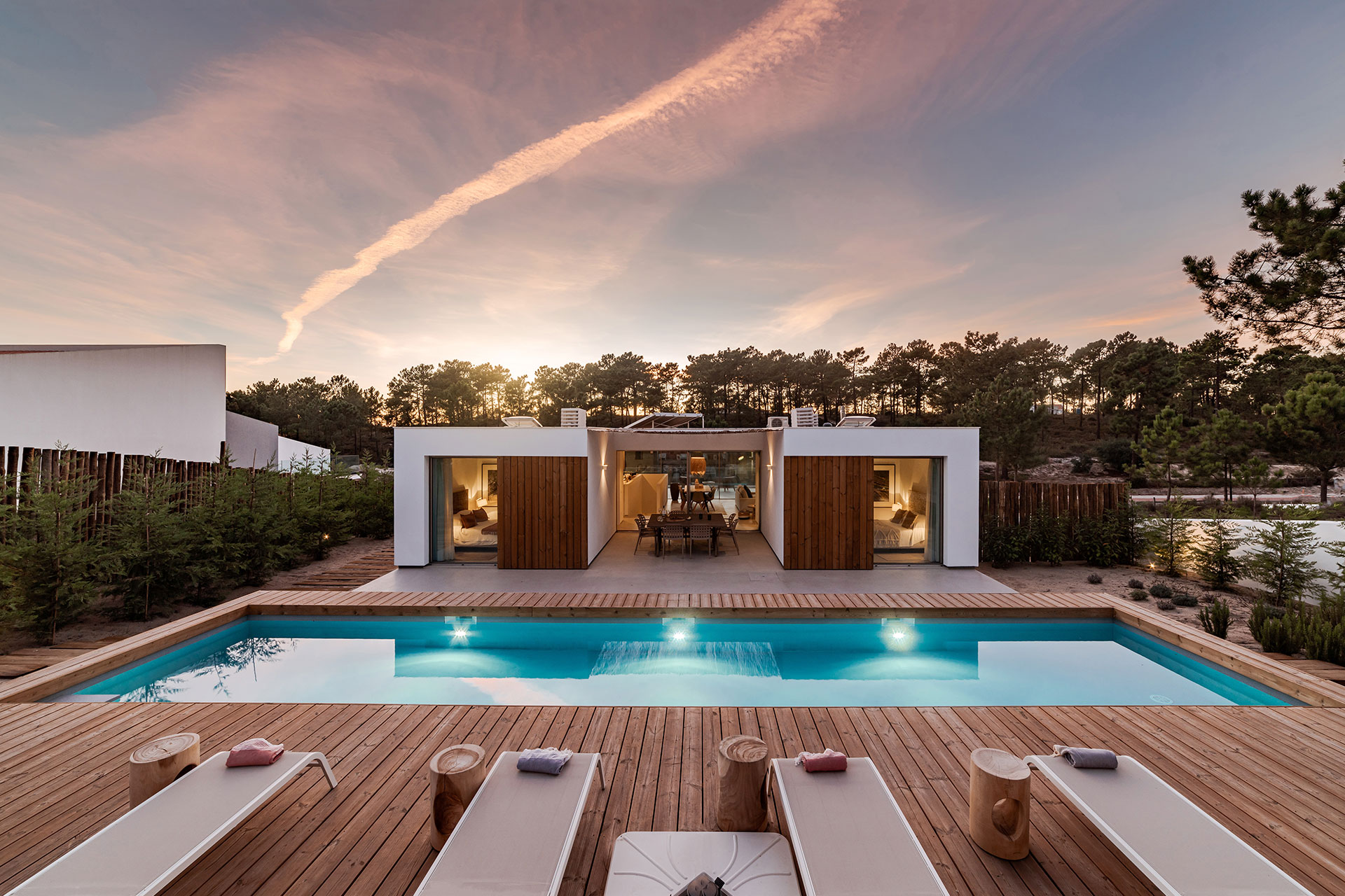 casa-da-palicada_villa_setubal-portugal_exterior-sunset.jpg