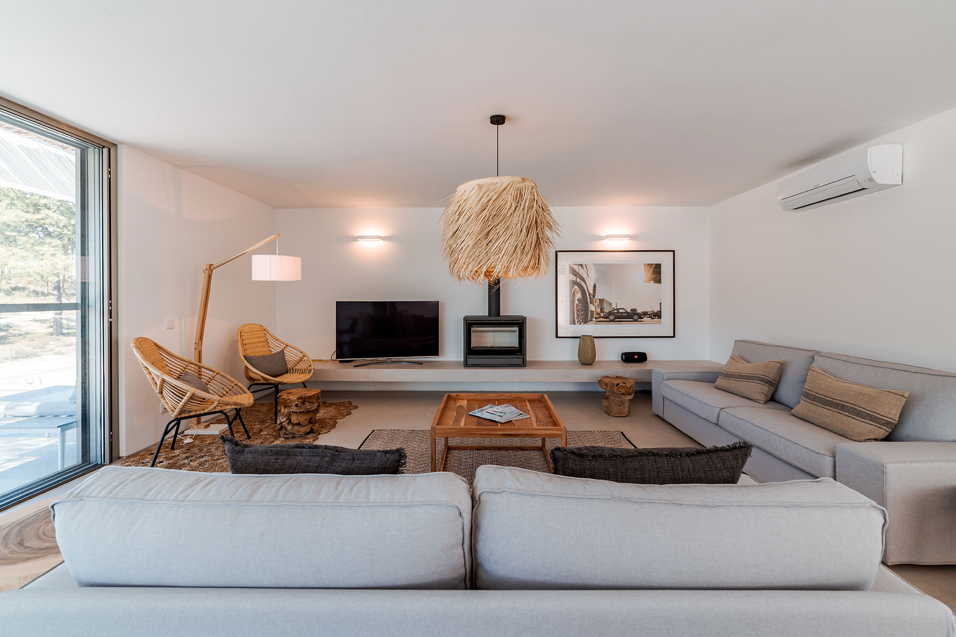 casa-da-palicada_villa_setubal-portugal_interior-living-room.jpg