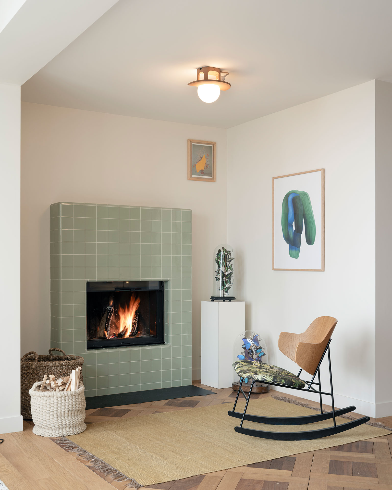 chez-rose_house_geneva-switzerland_interior-fireplace.jpg