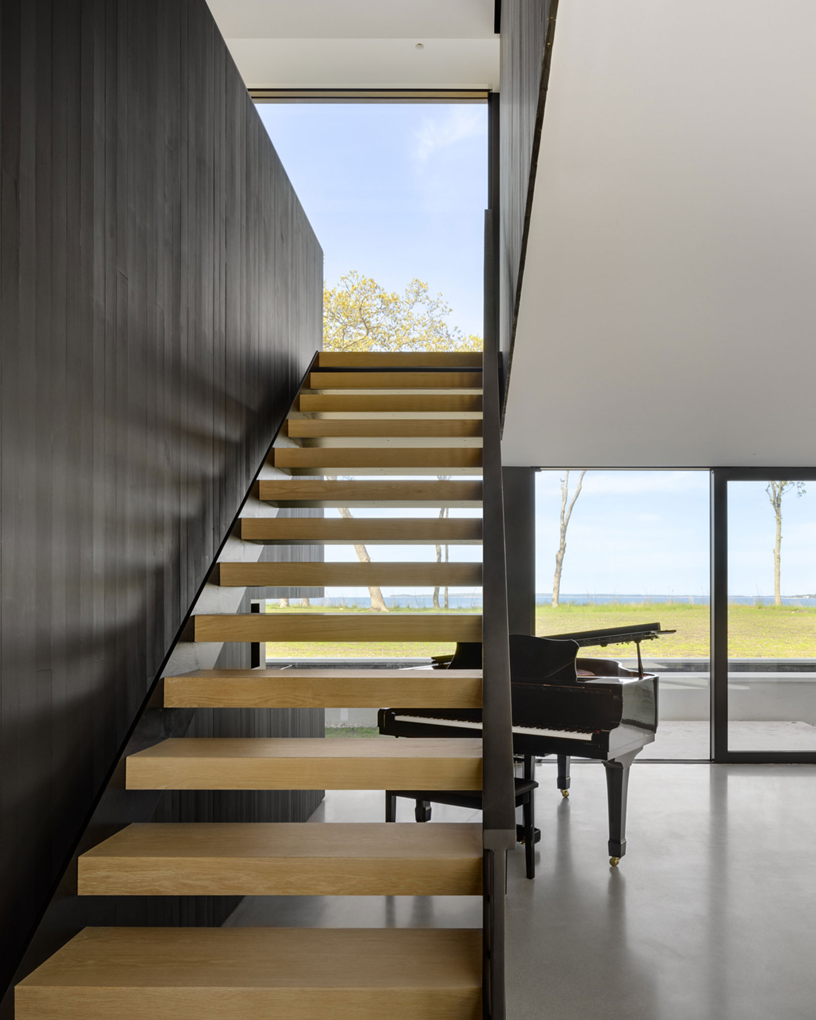 frame-house_house_new-york-usa_interior-stairs.jpg