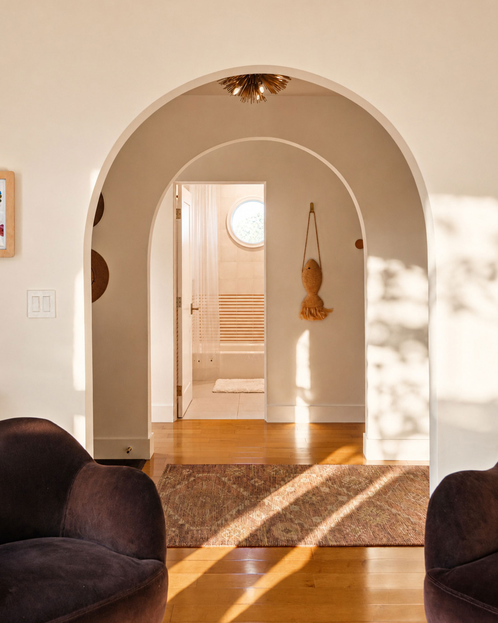 fay-house_house_california-usa_interior-arch.jpg