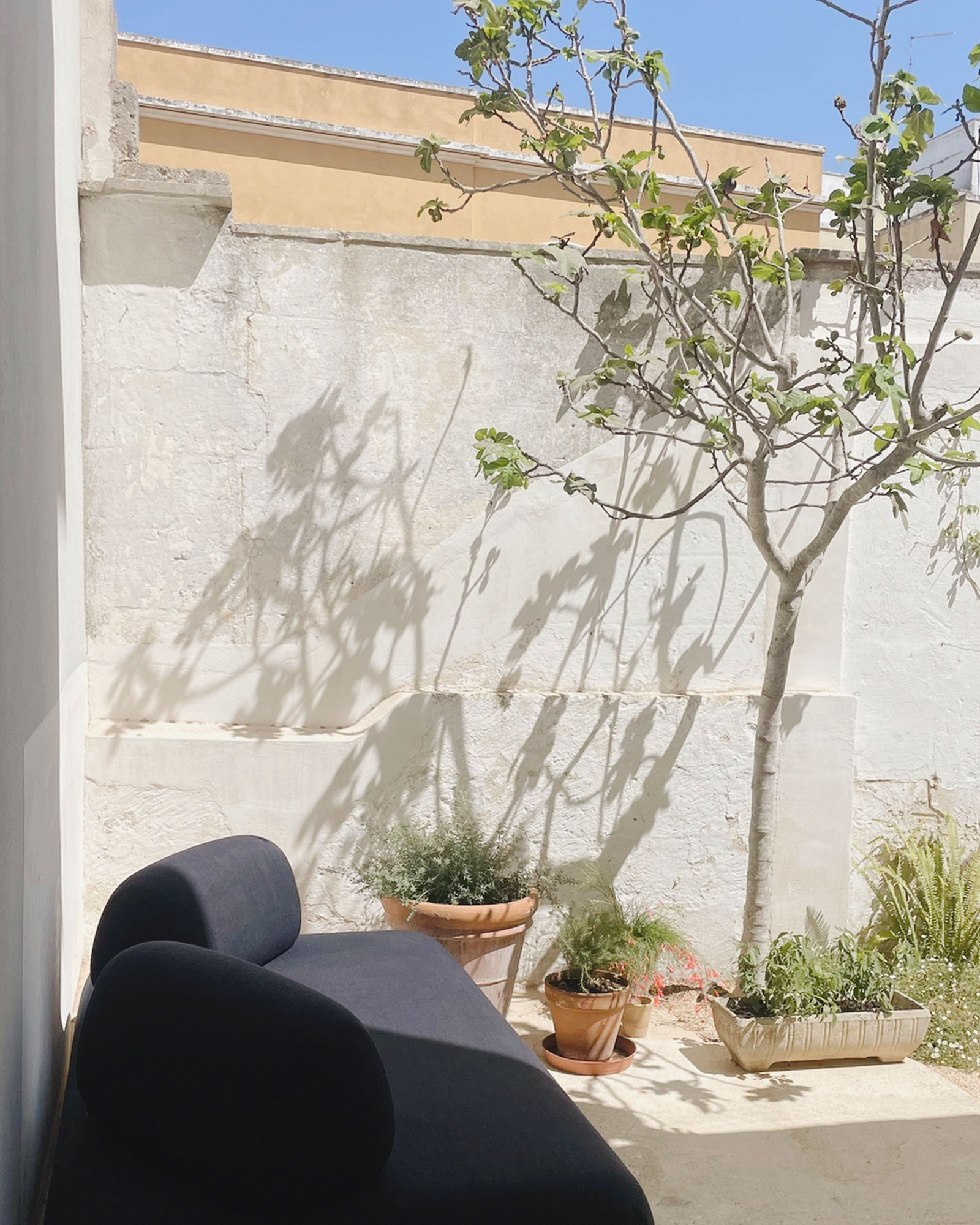 casa-trisolini-carovigno_townhouse_puglia-italy_exterior.jpg