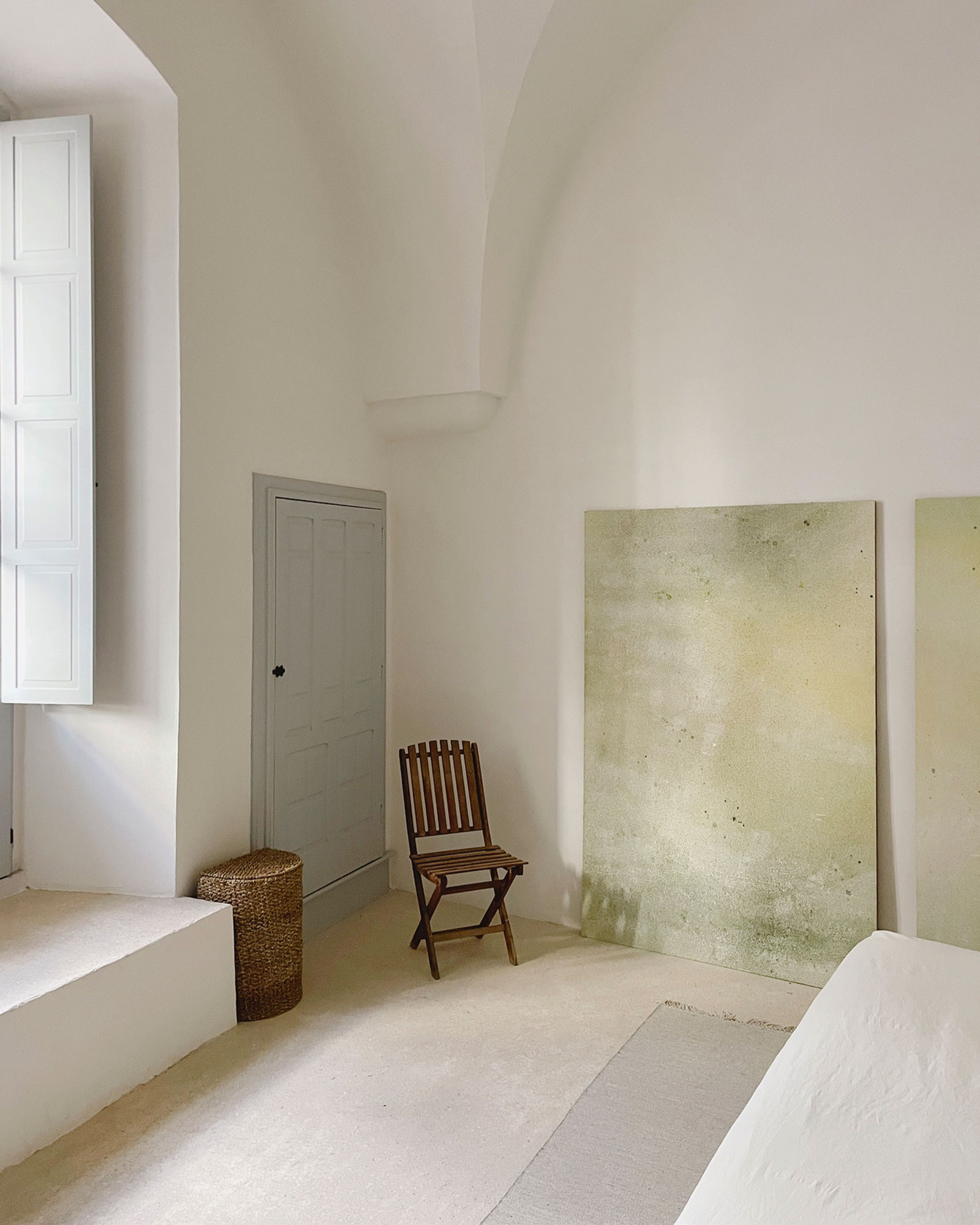 casa-trisolini-carovigno_townhouse_puglia-italy_interior-chair.jpg