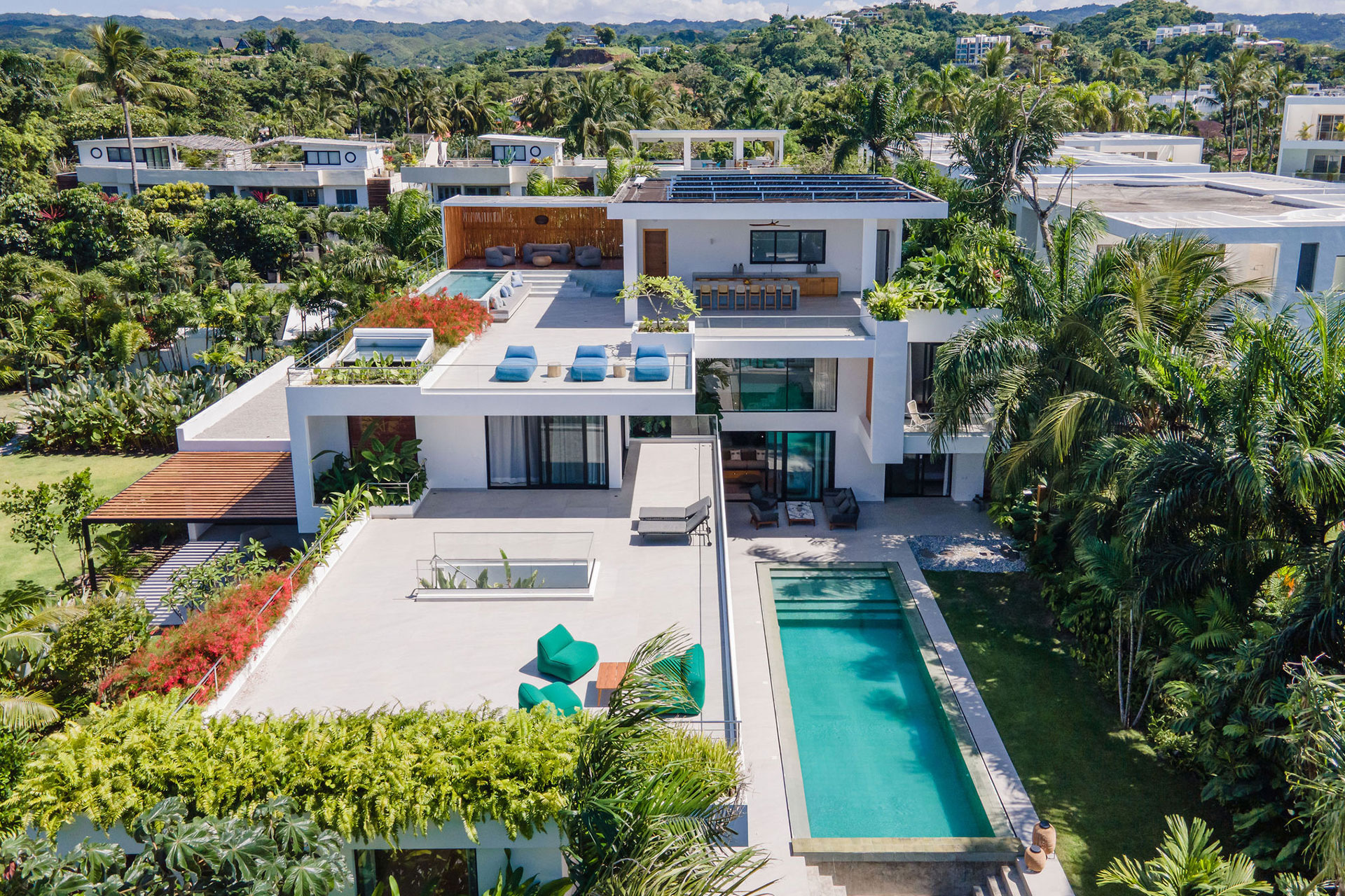 la-felicita_villa_semana-dominican-republic_exterior-drone.jpg