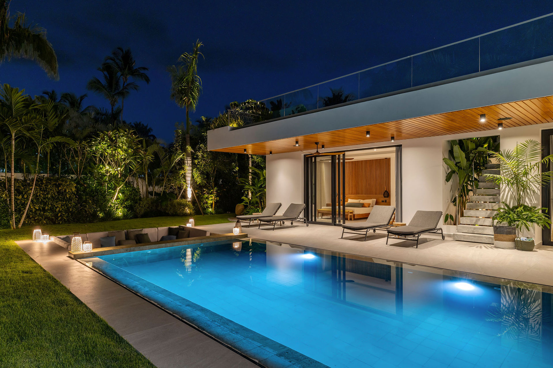 la-felicita_villa_semana-dominican-republic_exterior-night-design.jpg