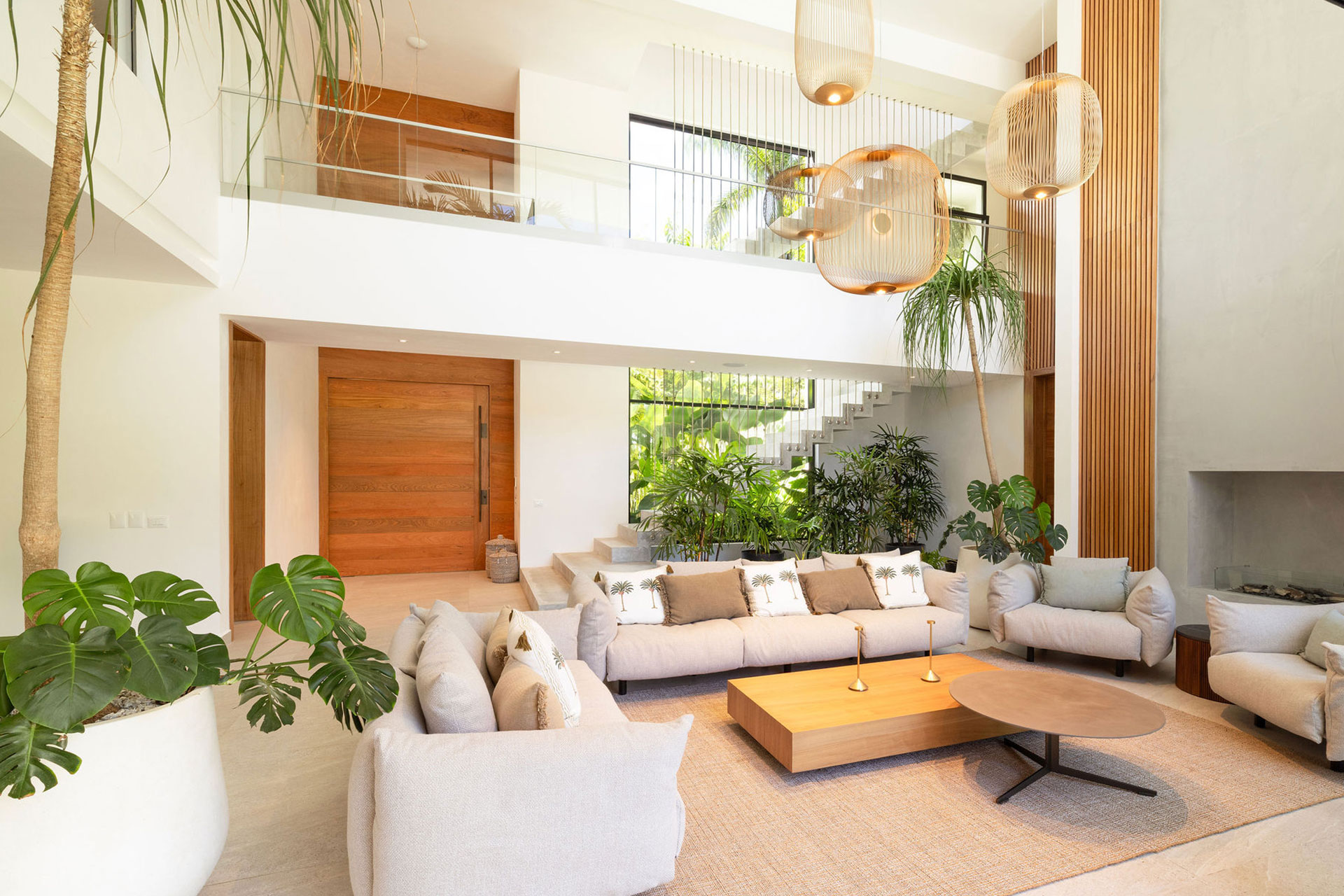 la-felicita_villa_semana-dominican-republic_interior-space.jpg