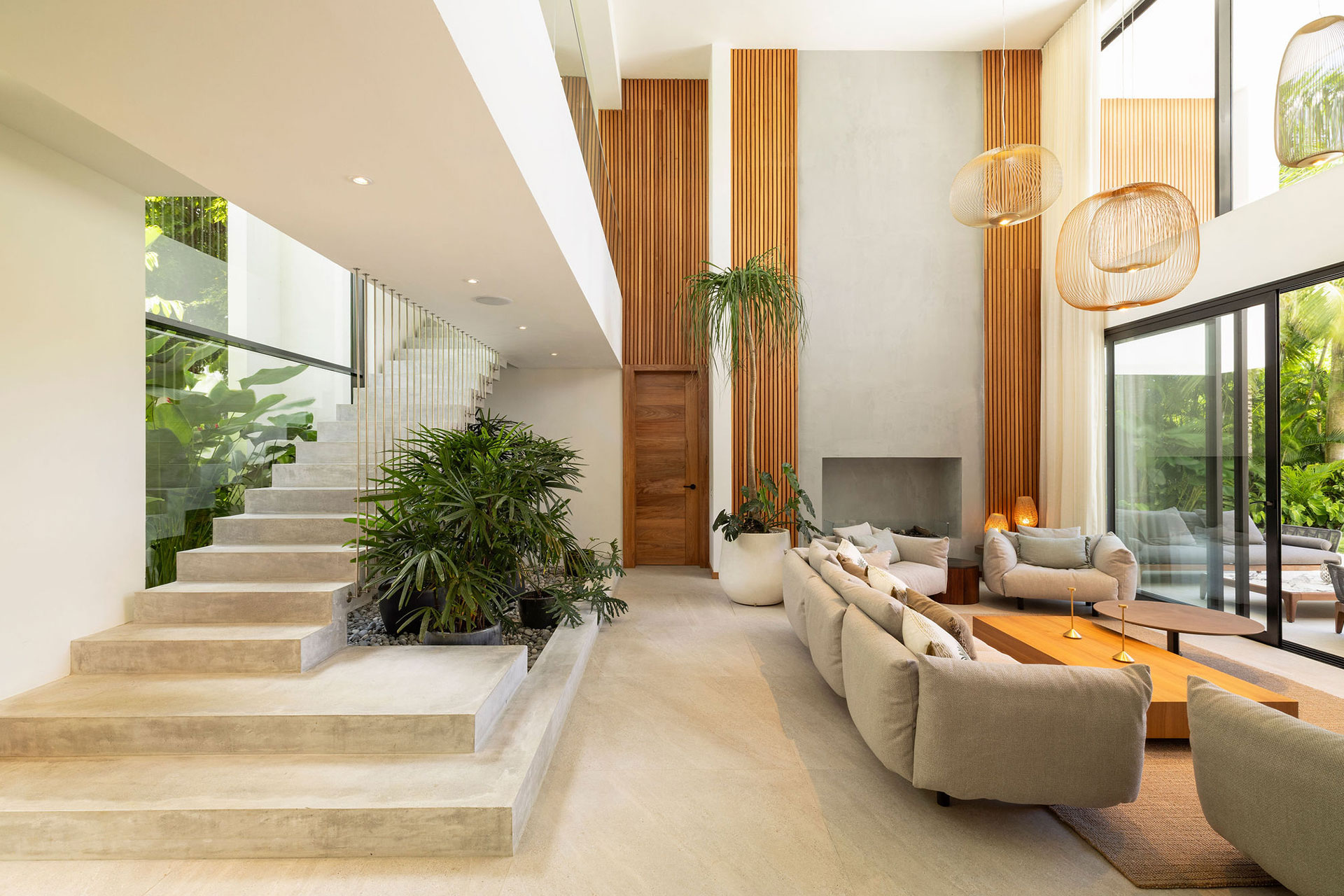 la-felicita_villa_semana-dominican-republic_interior-stairs.jpg