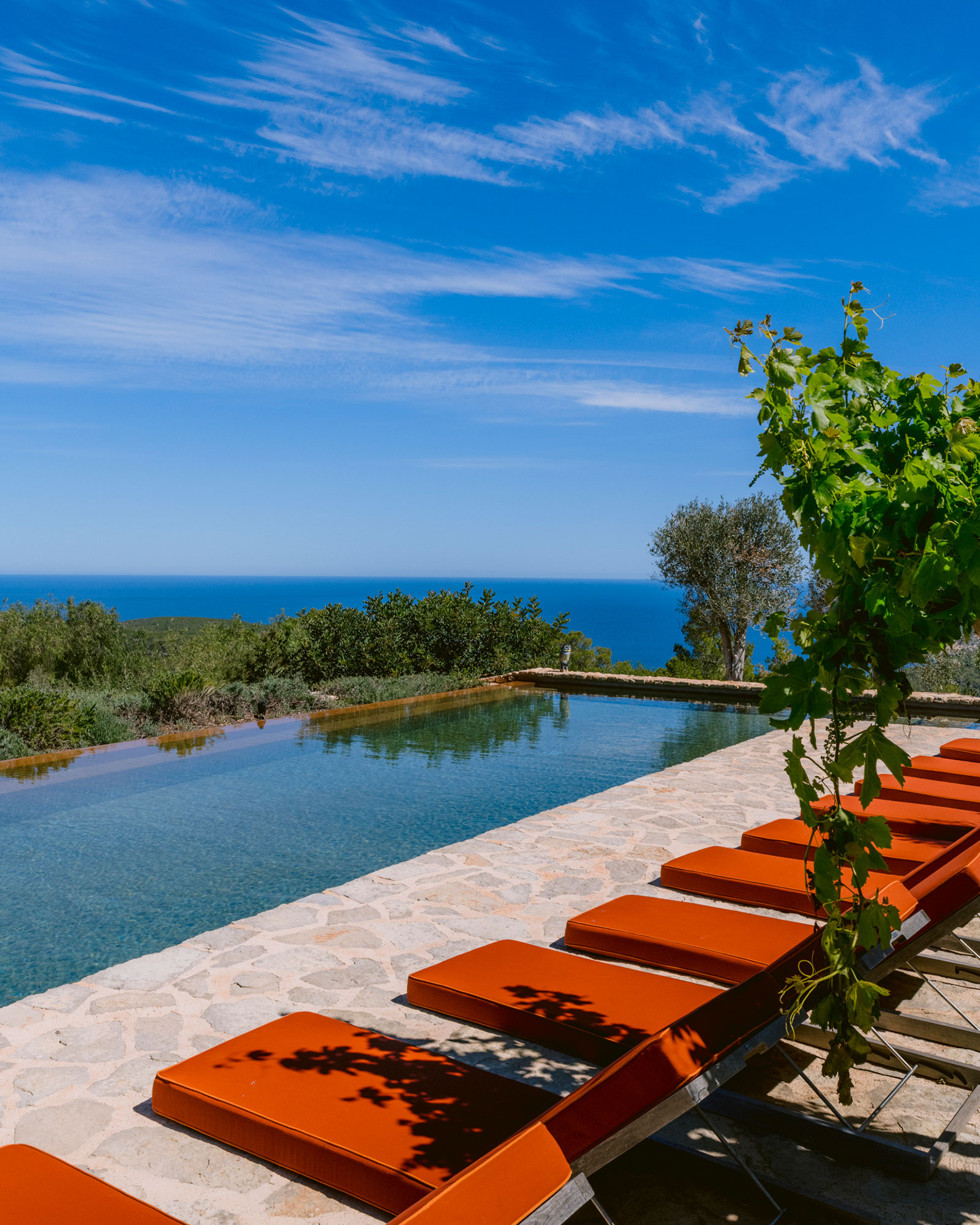 can-cielo_house_ibiza-spain_exterior-pool-view.jpg