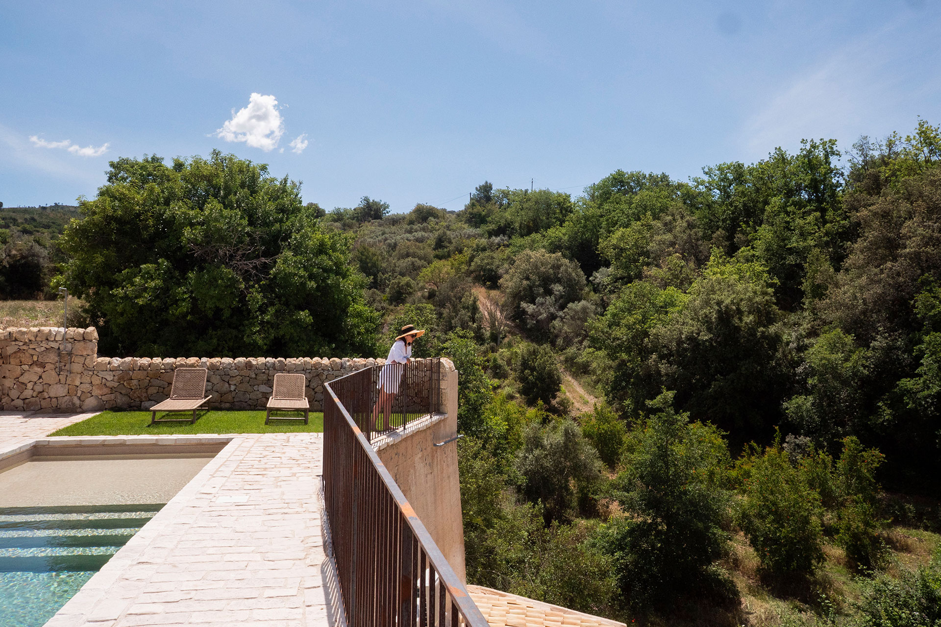 chaza-occhipinti-casa-di-pietra_house_sicily-italy_exterior-design.jpg