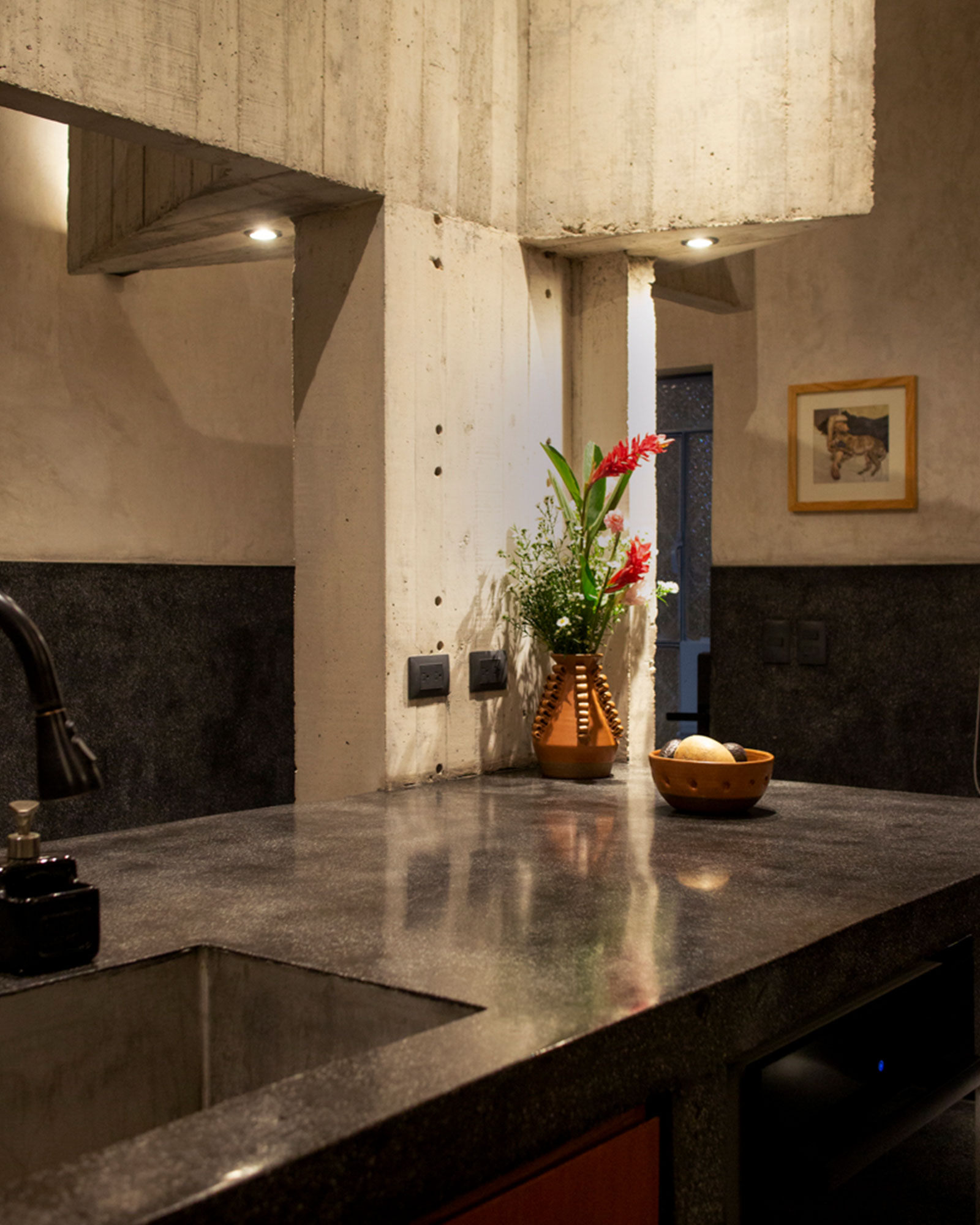 casa-soskil_house_merida-yucatan-mexico_interior-kitchen-detail.jpg