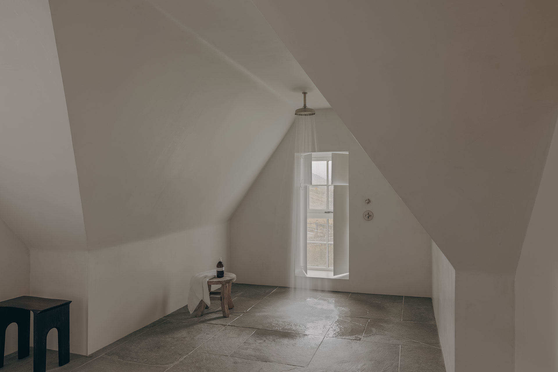 laggan-cottage_cottage_ballater-scotland-uk_interior-shower.jpg
