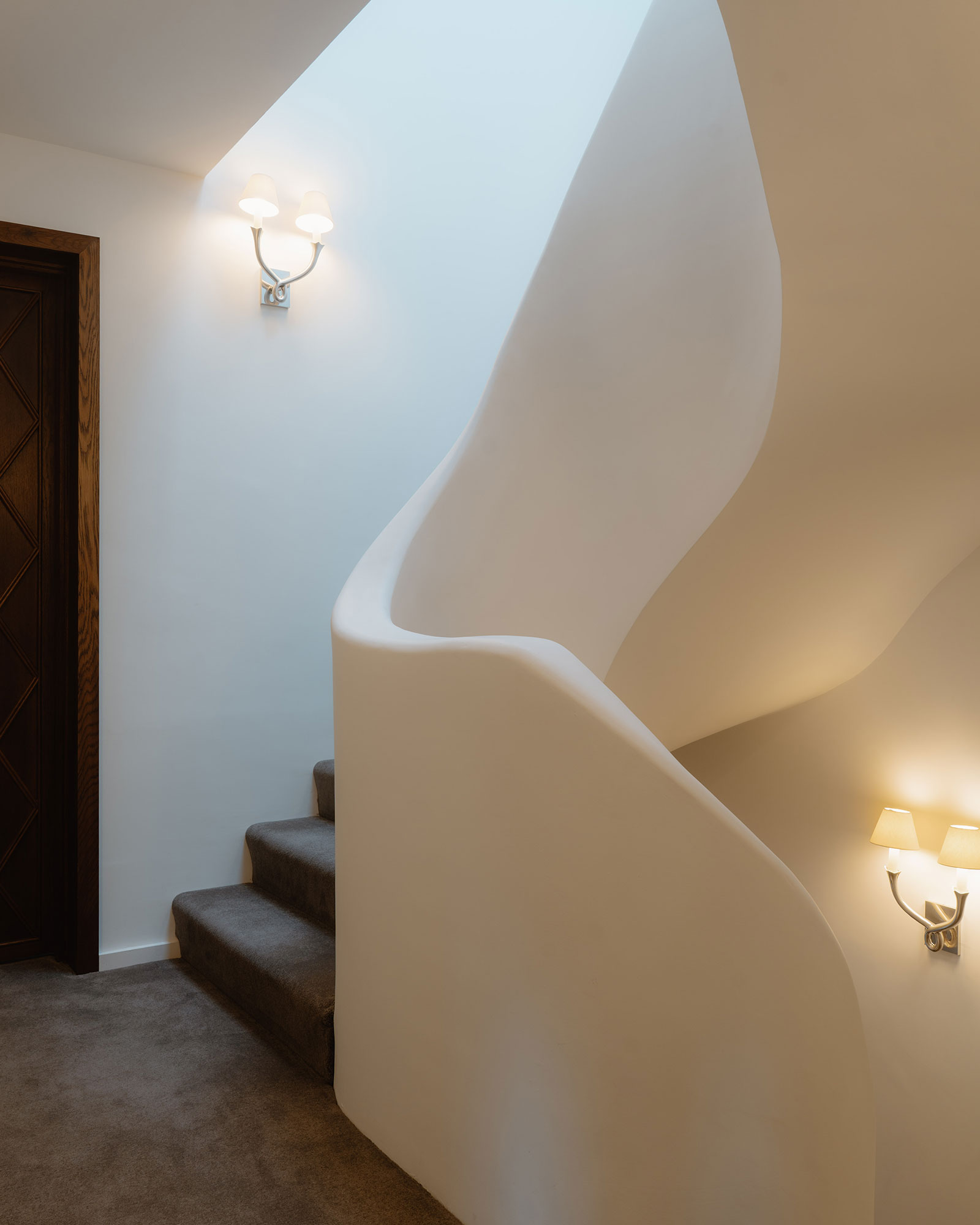 faunoran-house_house_crathie-scotland-uk_interior-stairs.jpg