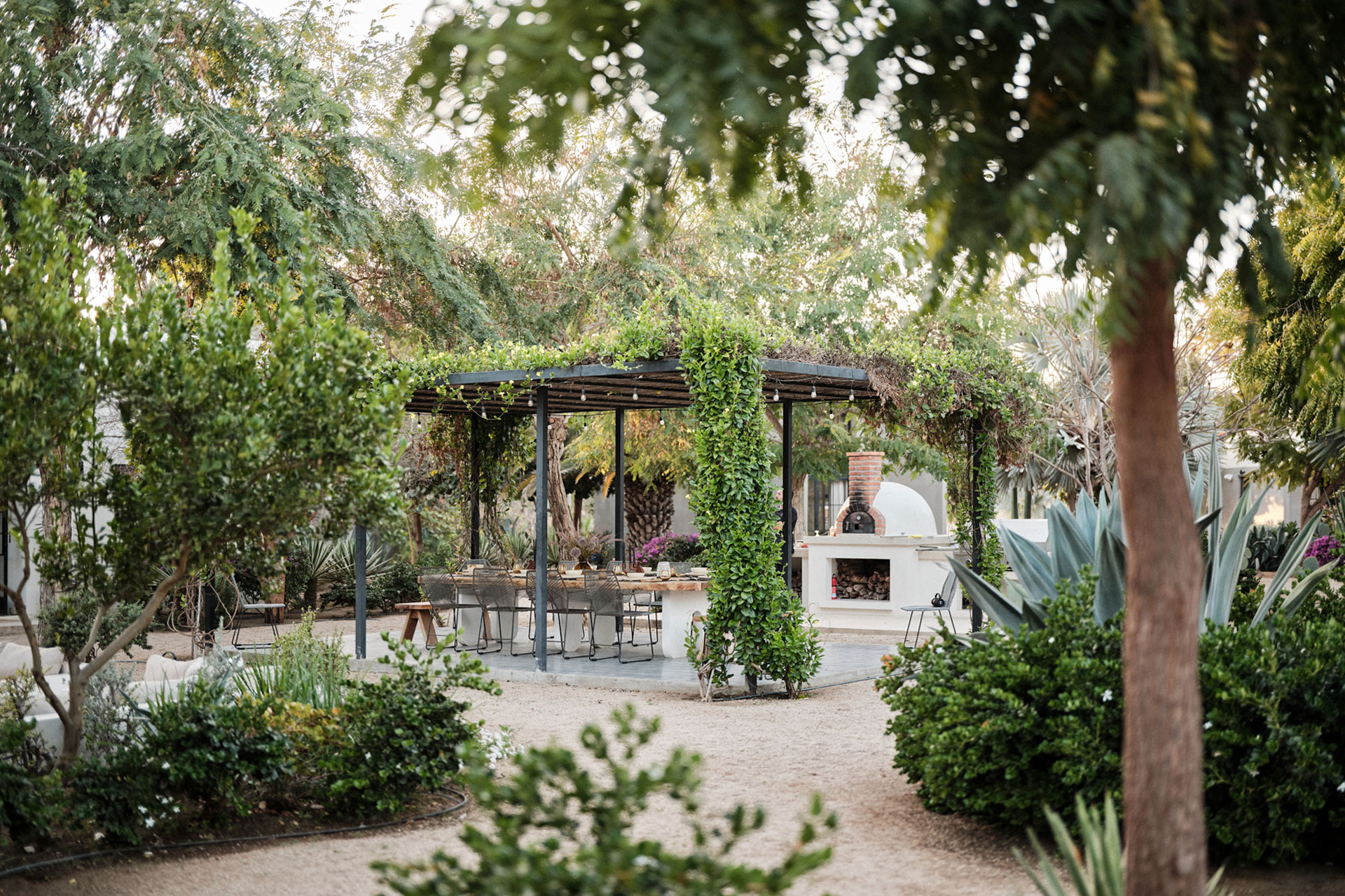rancho-cuatro-patas_estate_baja-california-sur-mexico_exterior-terrace.jpg