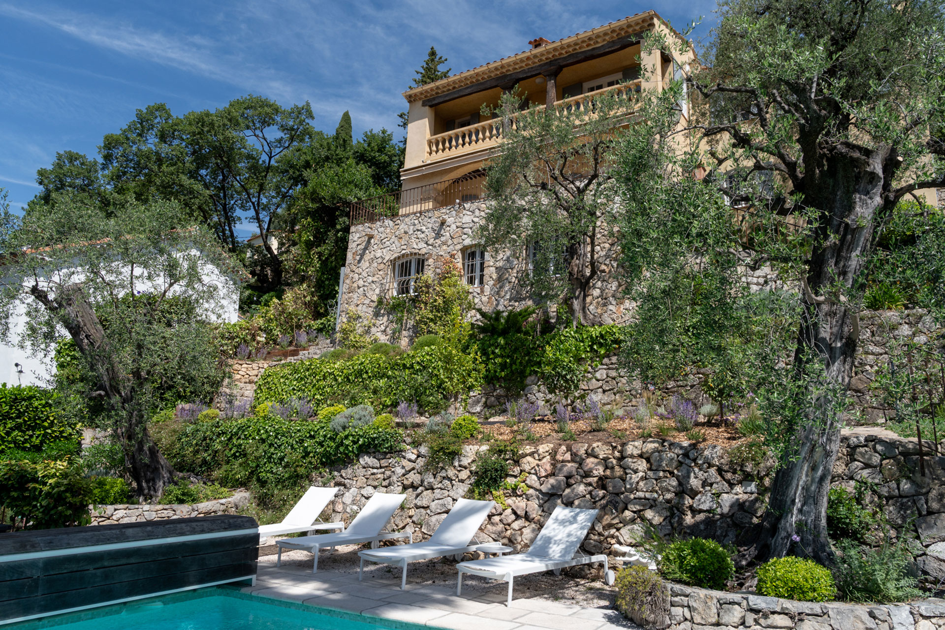 domaine-casa-del-sol_villa_grasse-france_exterior-facade.jpg