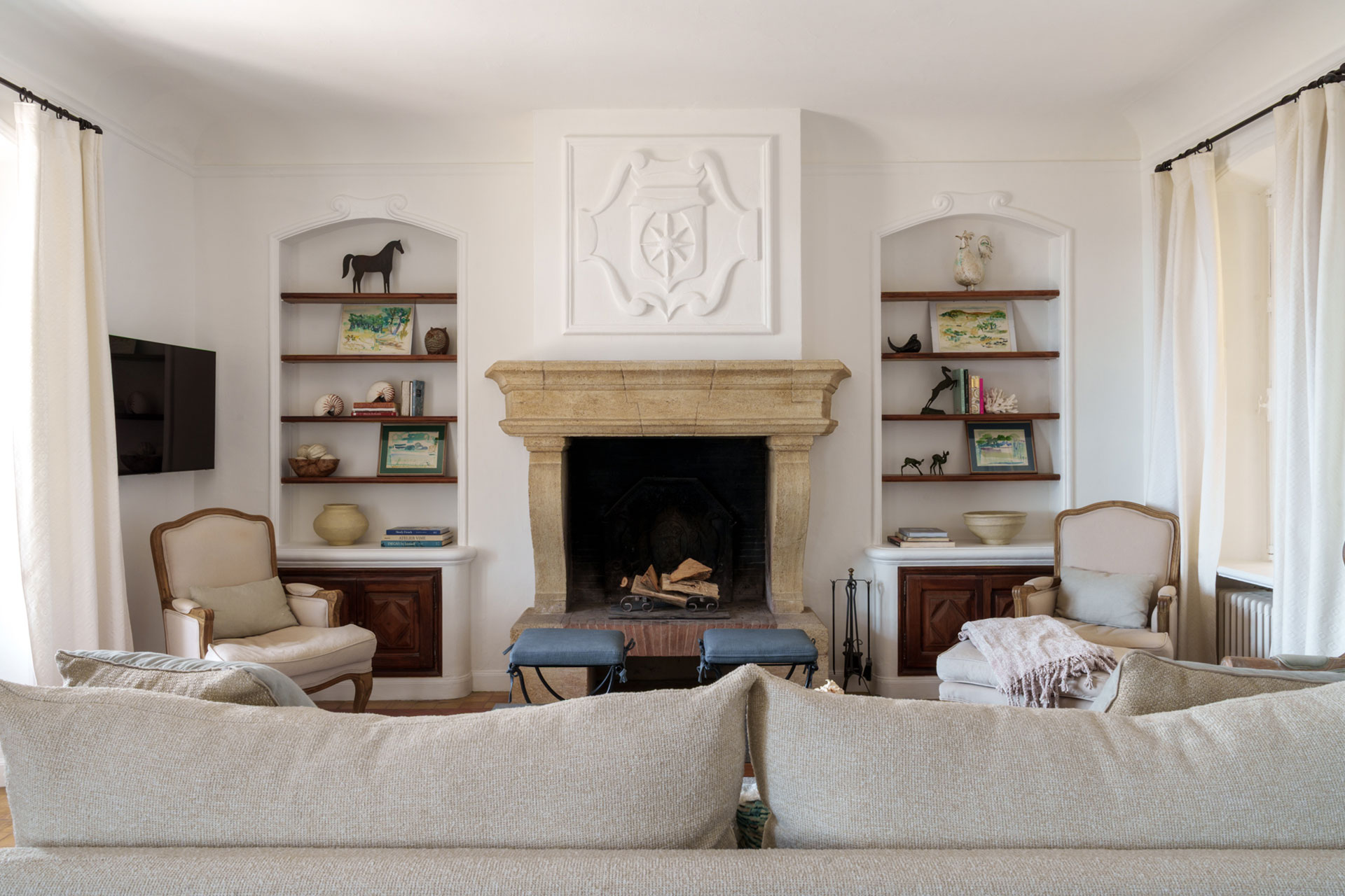 domaine-casa-del-sol_villa_grasse-france_interior-main-villa-space.jpg