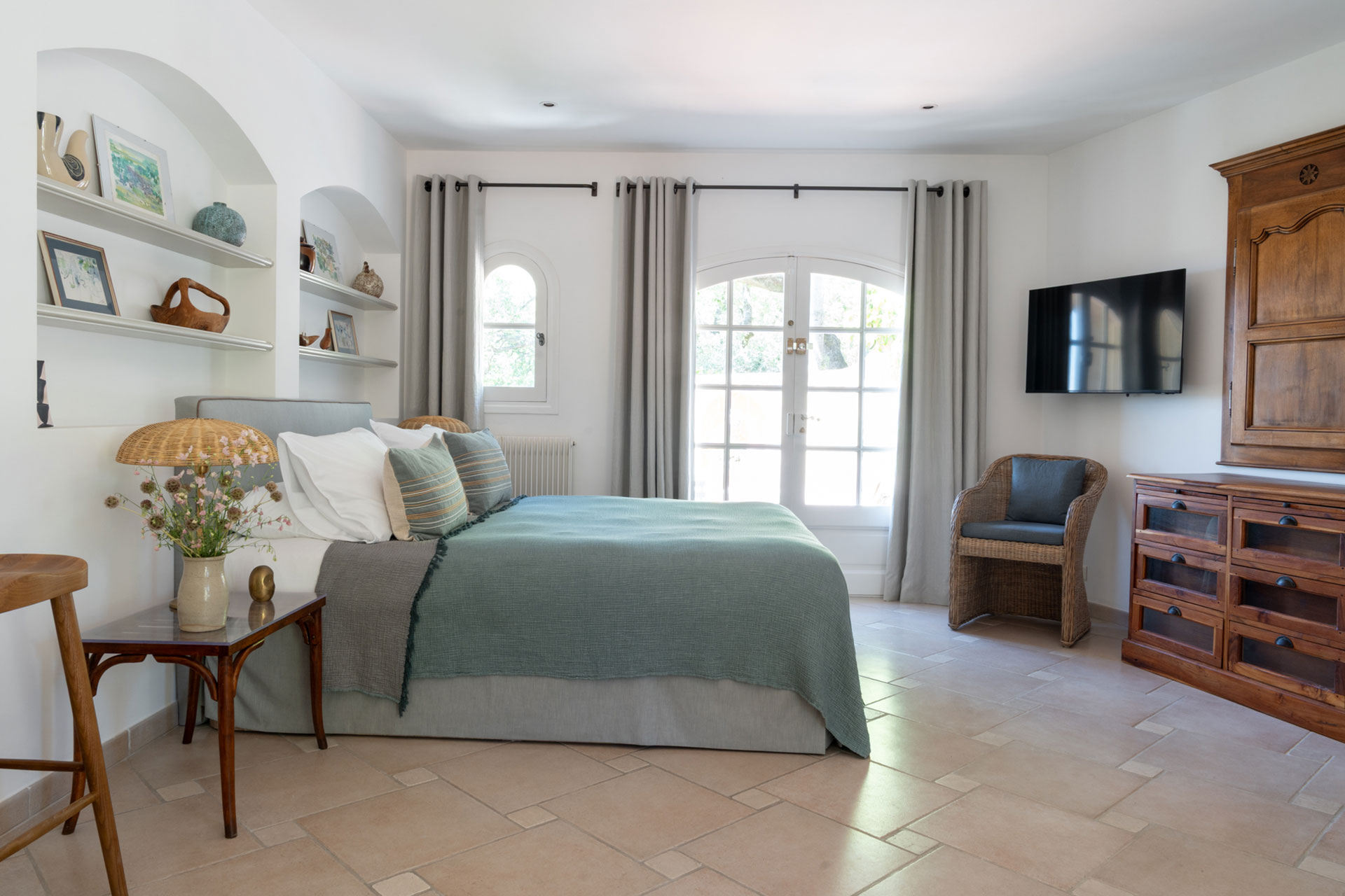 domaine-casa-del-sol_villa_grasse-france_interior-studio-apartment.jpg