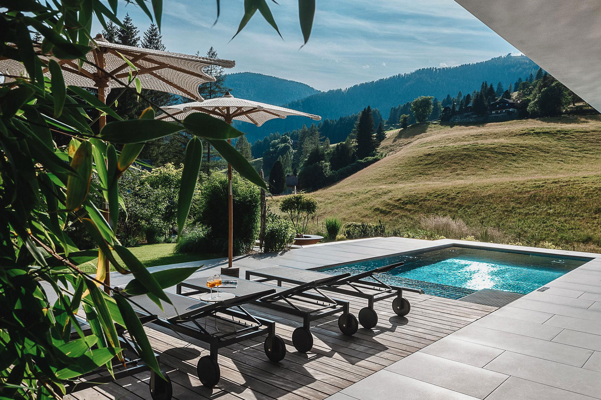 chalet-falk_chalet_karnten-austria_exterior-pool-view.jpg