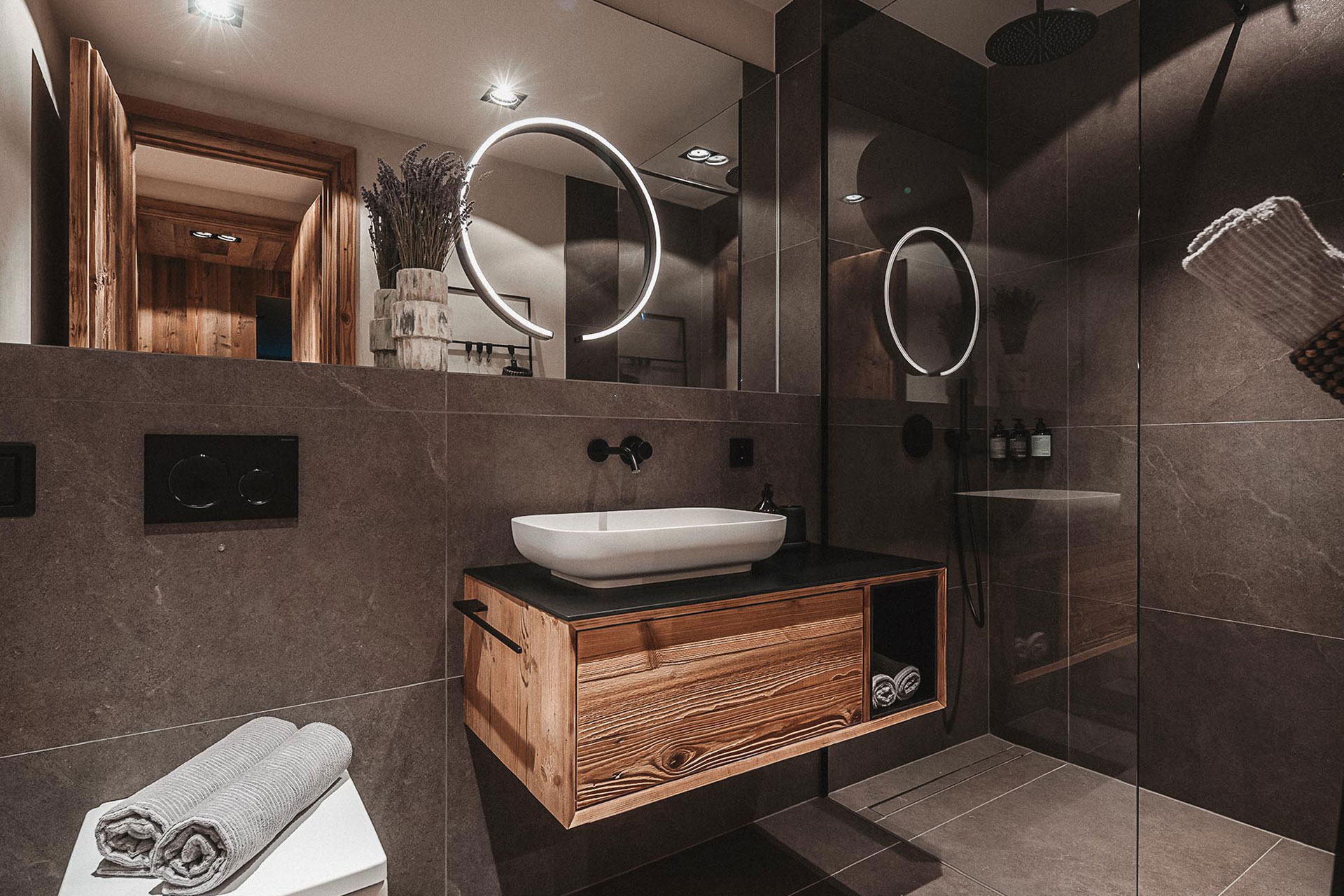 chalet-falk_chalet_karnten-austria_interior-bathroom.jpg