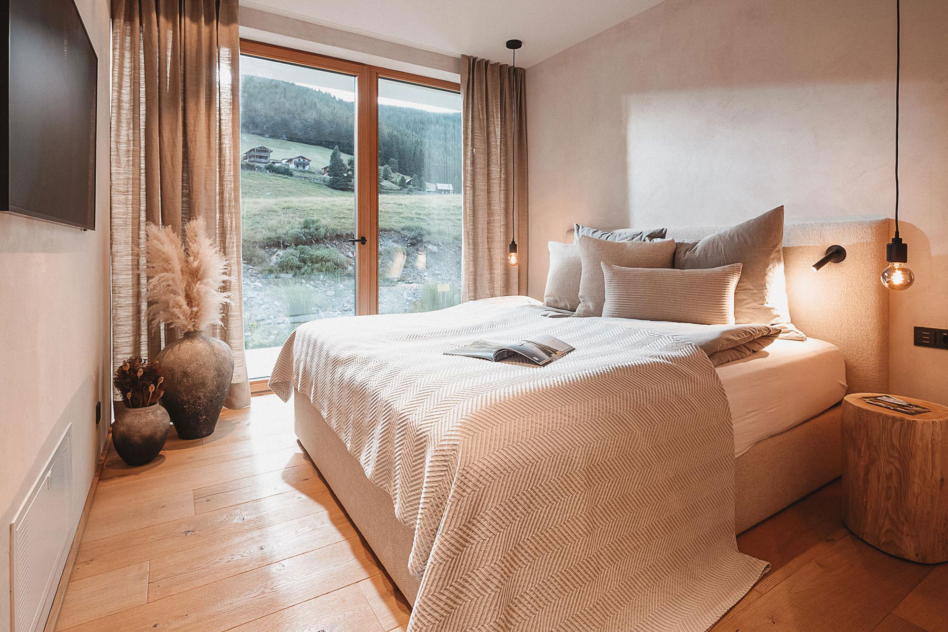 chalet-falk_chalet_karnten-austria_interior-bedroom.jpg