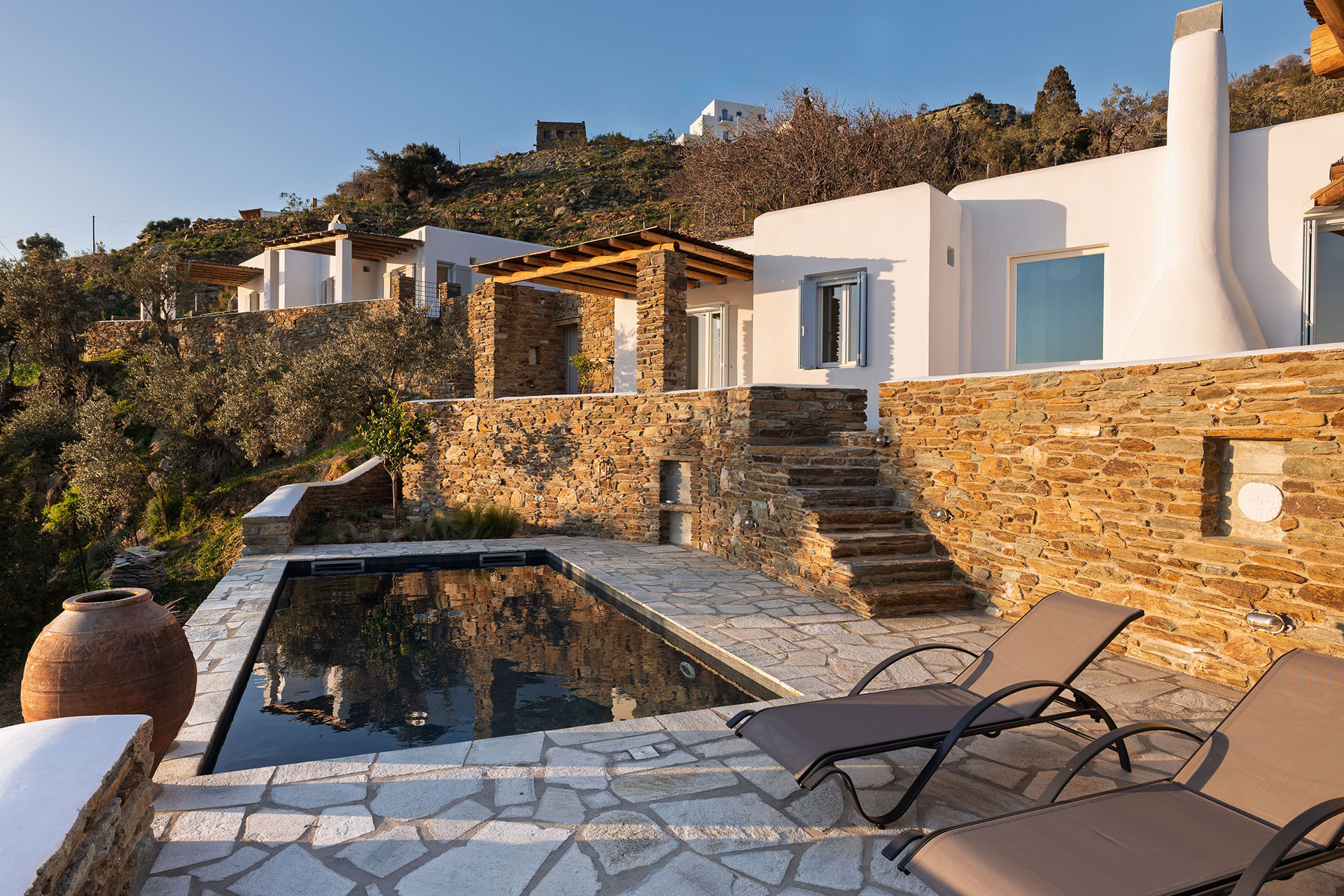 villa-petra_villa_andros-greece_exterior-space.jpg