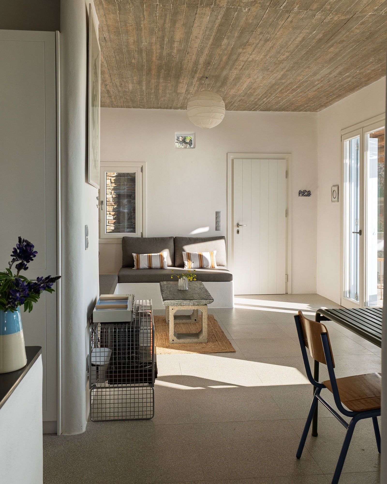 villa-petra_villa_andros-greece_interior-living.jpg
