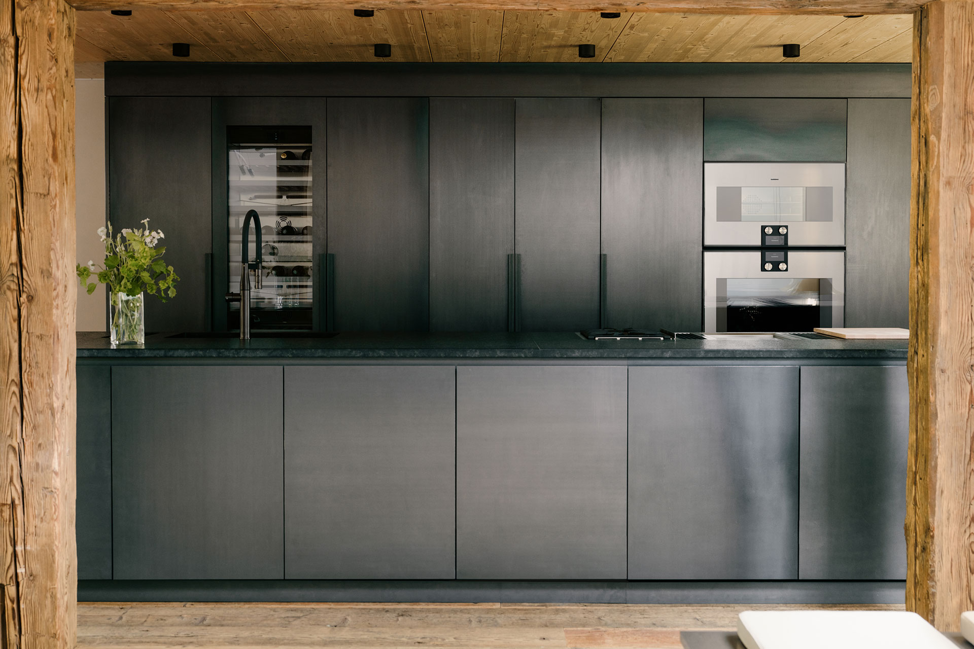 black-forest-house-1650_house_wieden-germany_interior-kitchen-design.jpg