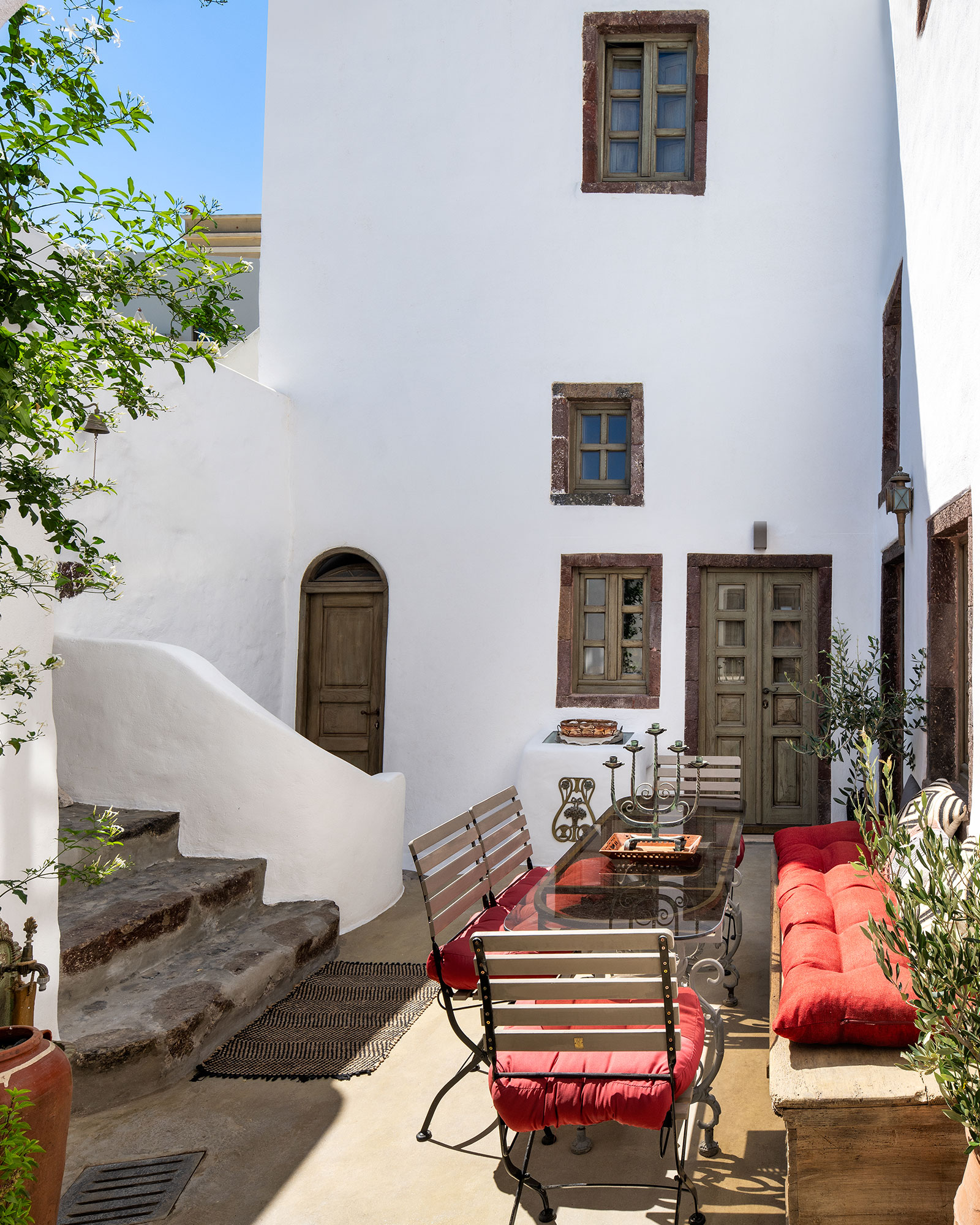 historical-villa-santa-croce_house_santorini-greece_exterior-terrace-space.jpg