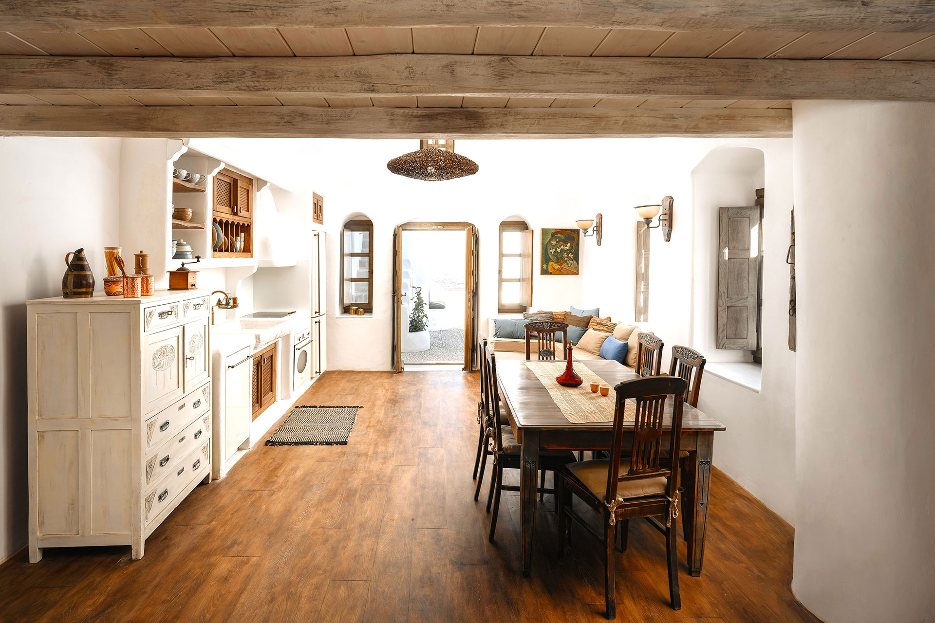 historical-villa-santa-croce_house_santorini-greece_interior-kitchen-space.jpg