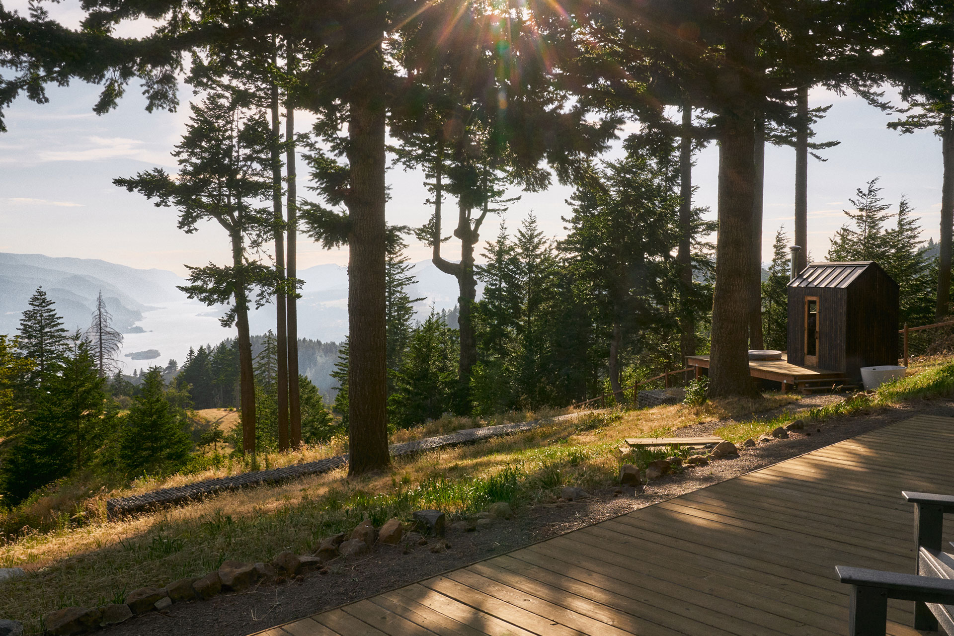dry-creek-cabin_cabin_washington-usa_exterior-view.jpg