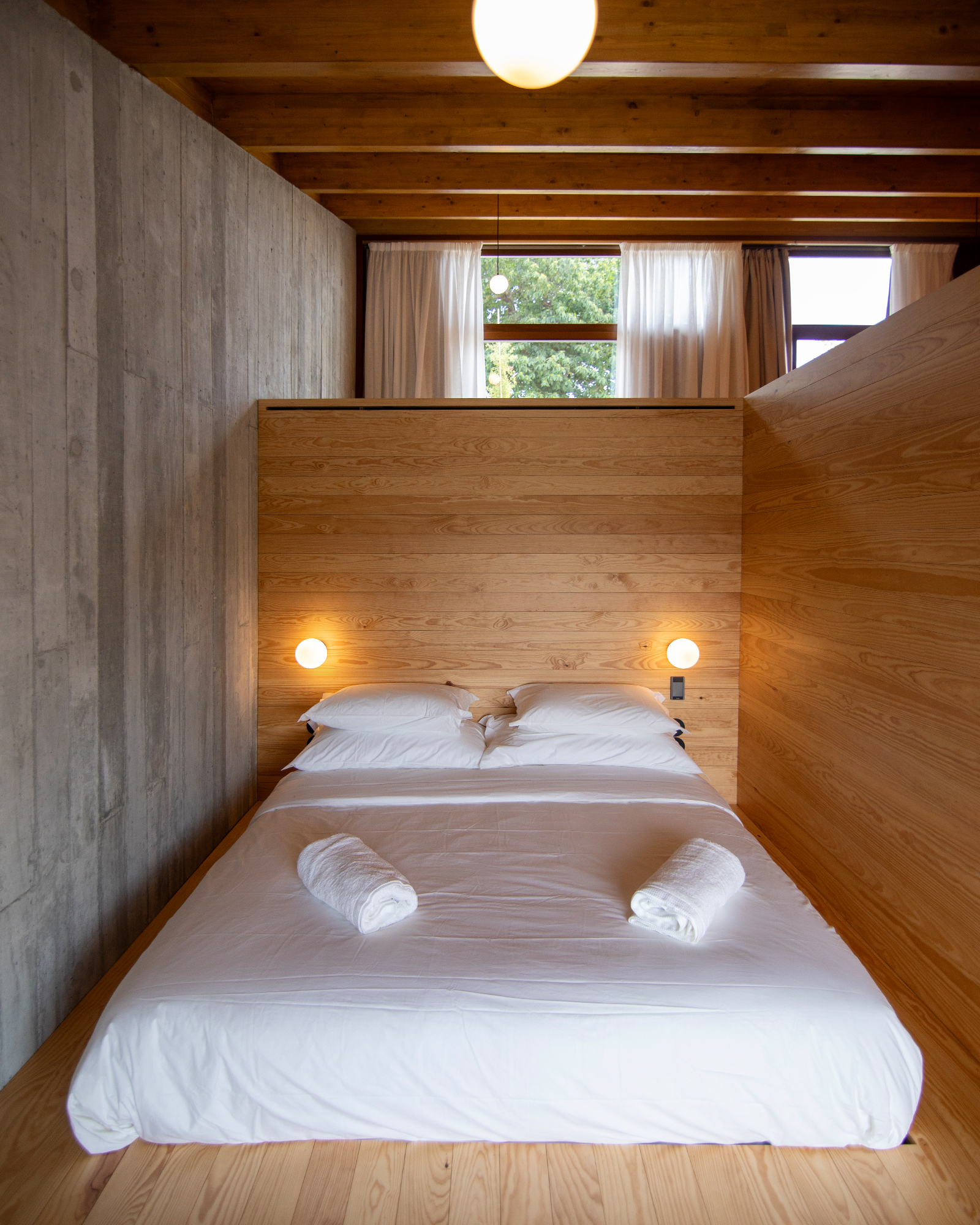 fugahouse_villa_viseu-portugal_interior-bedroom.jpg