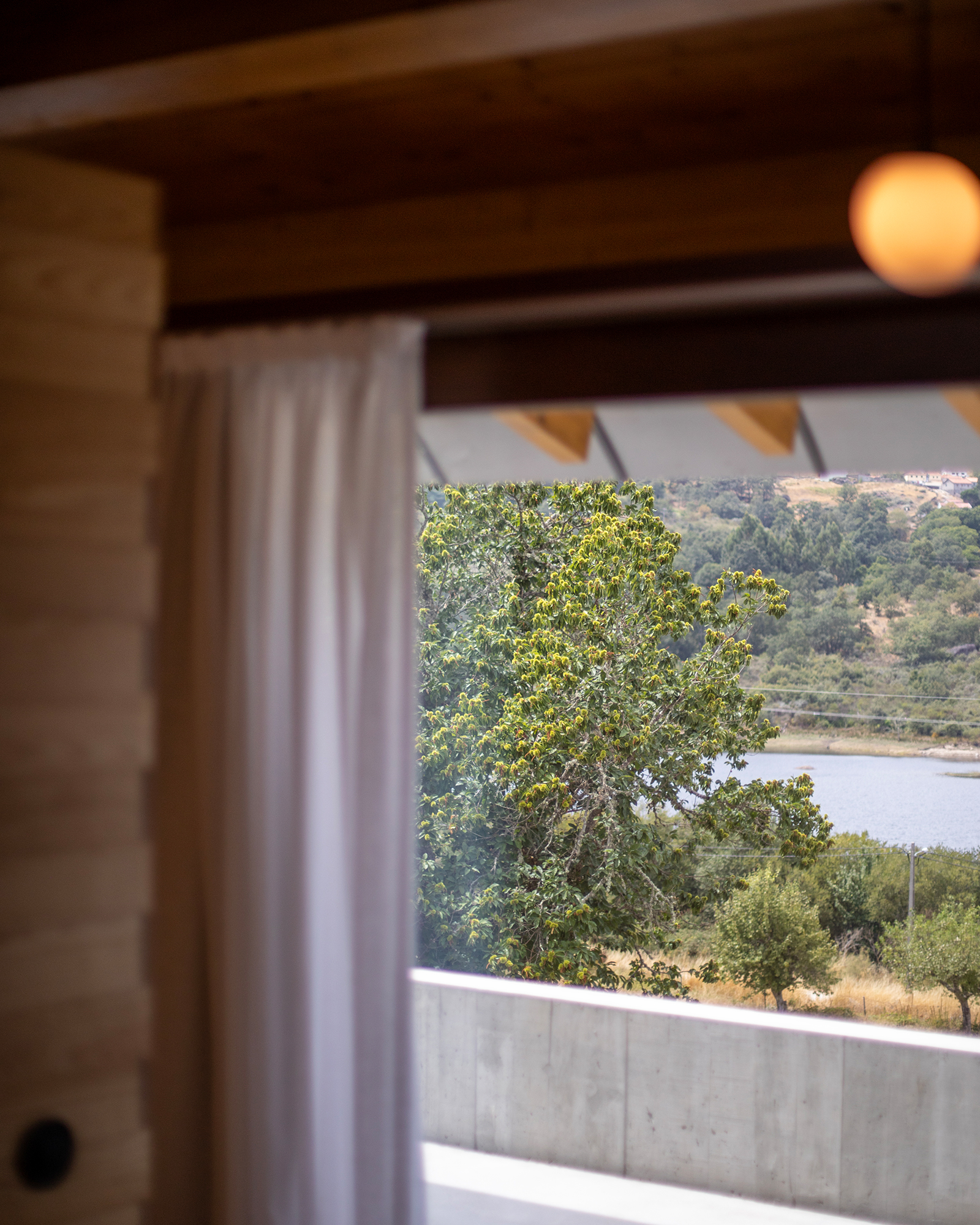 fugahouse_villa_viseu-portugal_interior-view.jpg
