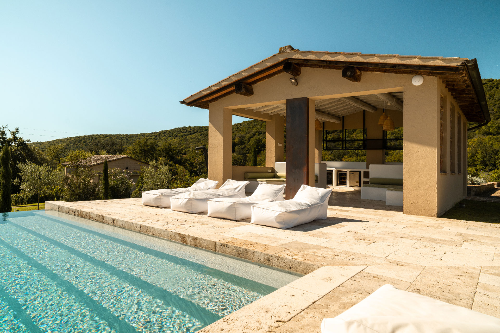 casa-montemelino_estate_umbria-italy_exterior-design.jpg