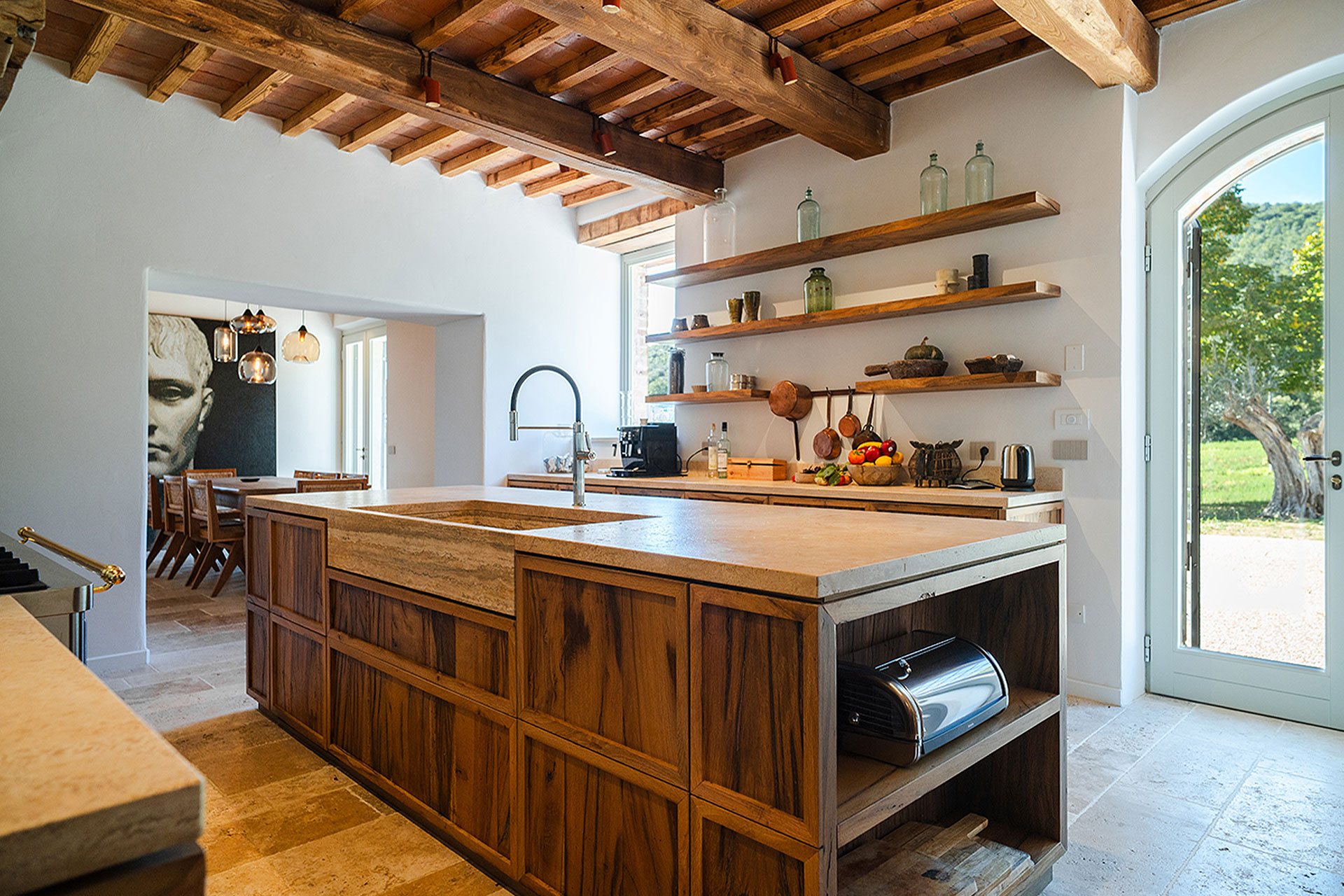 casa-montemelino_estate_umbria-italy_interior-kitchen.jpg