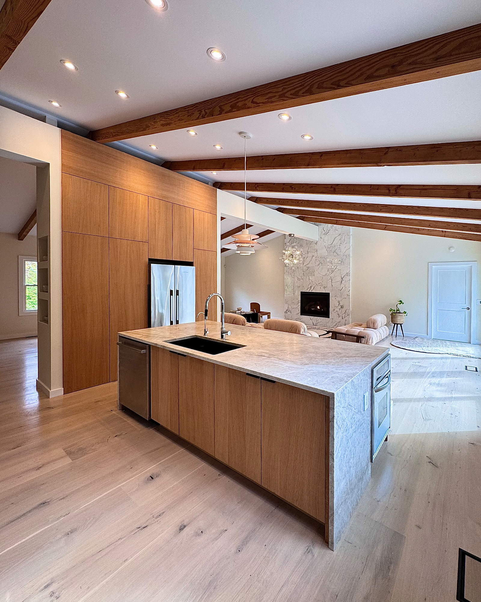 hamptons-abode_villa_water-mill-new-york-usa_interior-design.jpg