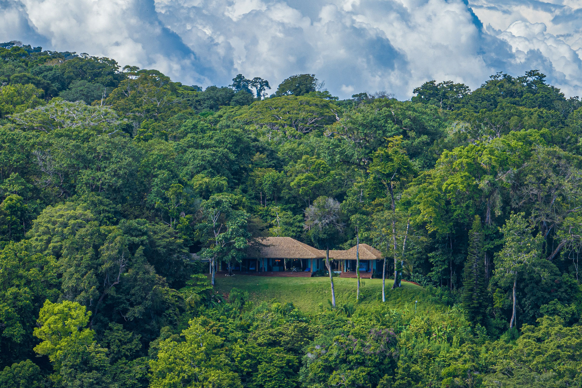punta-jaguar_bungalow_puntarenas-costa-rica_exterior-bungalow.jpg
