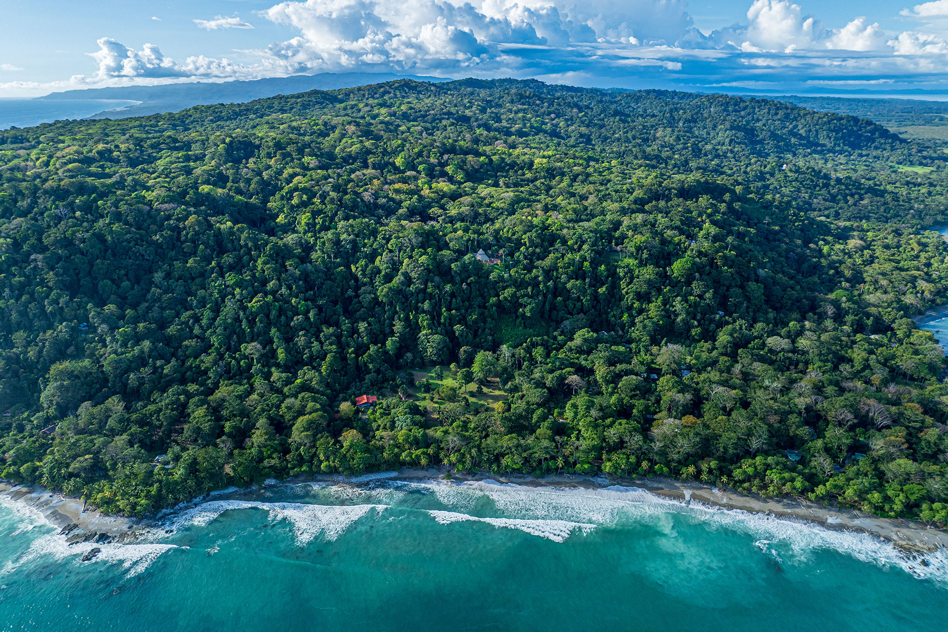 punta-jaguar_bungalow_puntarenas-costa-rica_exterior-drone.jpg