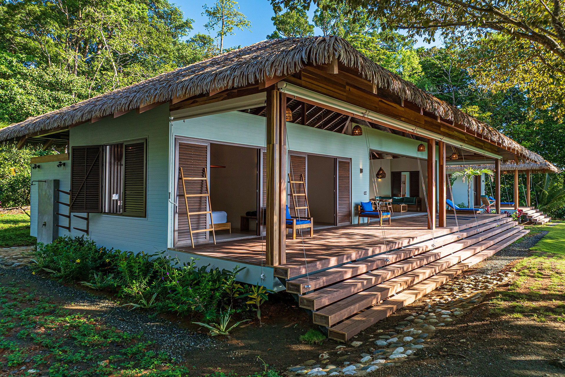 punta-jaguar_bungalow_puntarenas-costa-rica_exterior-facade.jpg