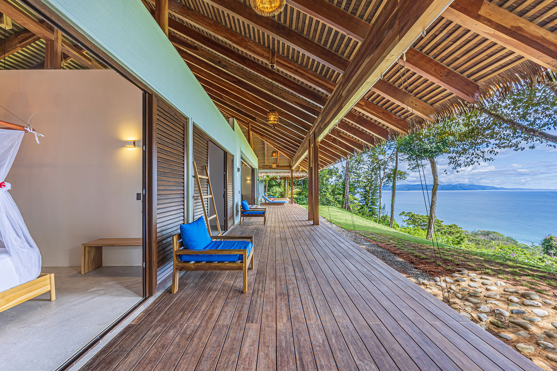 punta-jaguar_bungalow_puntarenas-costa-rica_exterior-space-design.jpg