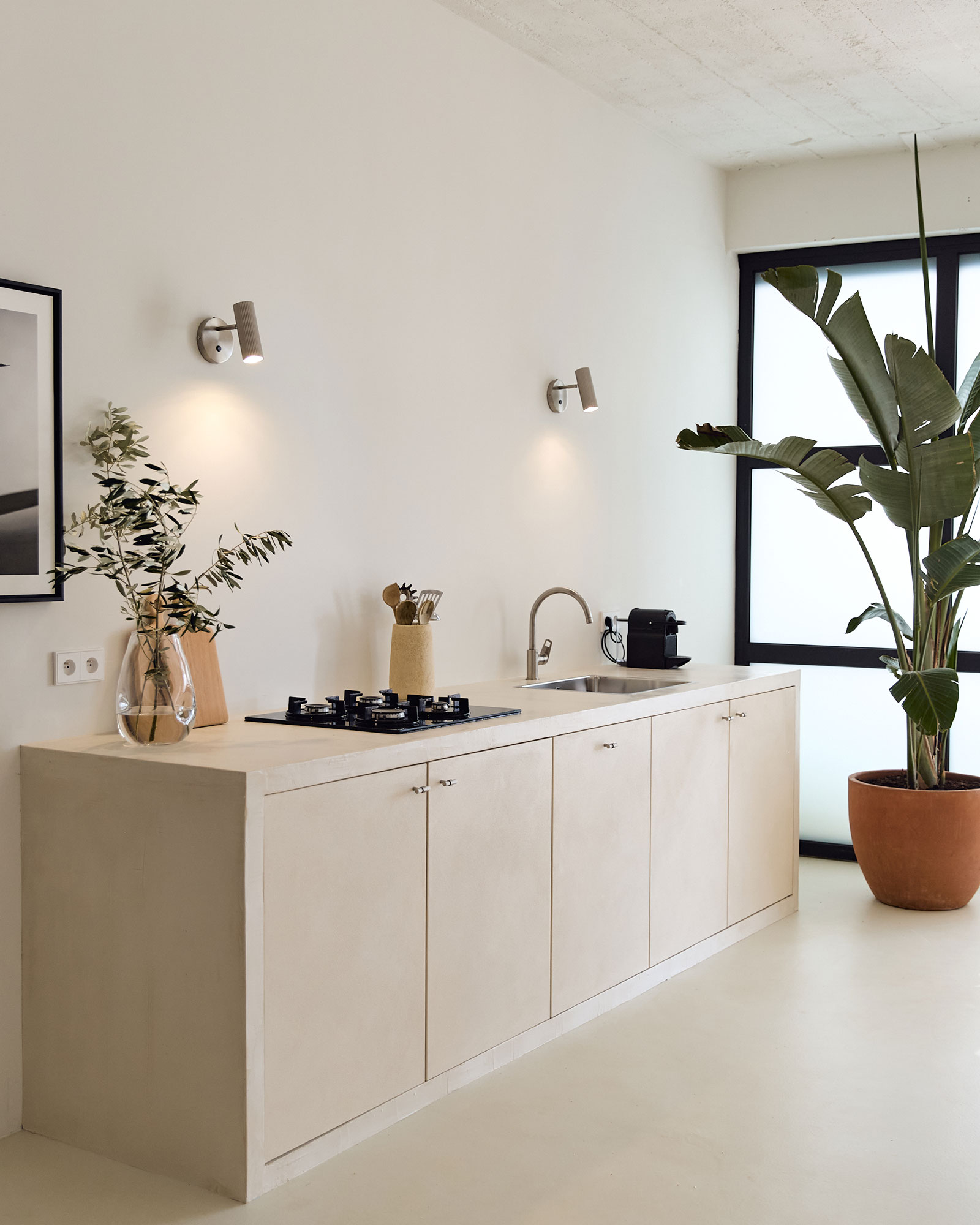le-loft-de-luzege_loft_Occitanie-france_interior-kitchen.jpg