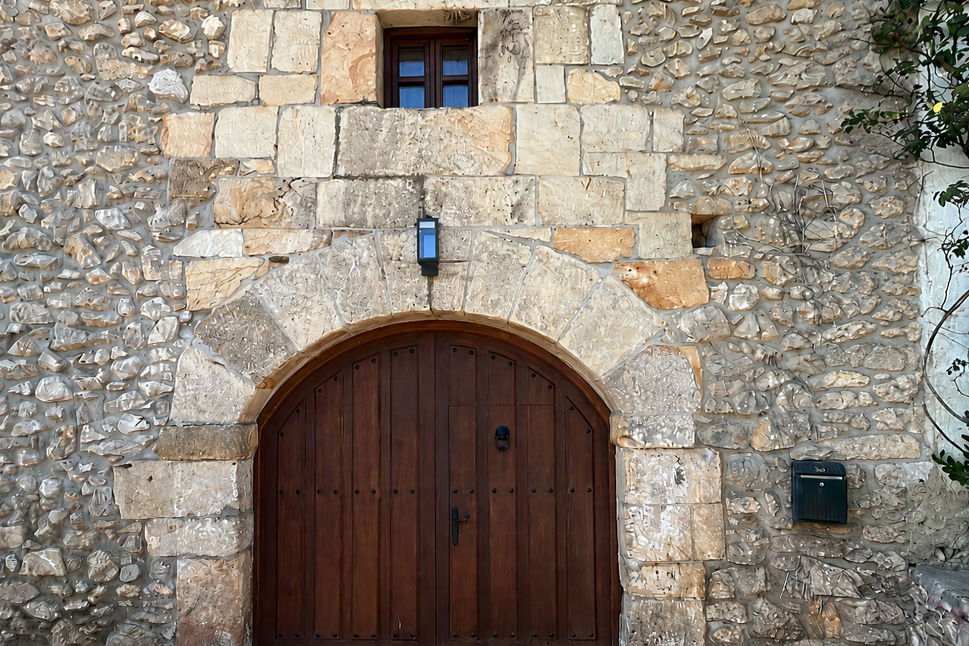 archelon_house_sierra-cantabria-spain_exterior-detail.jpg