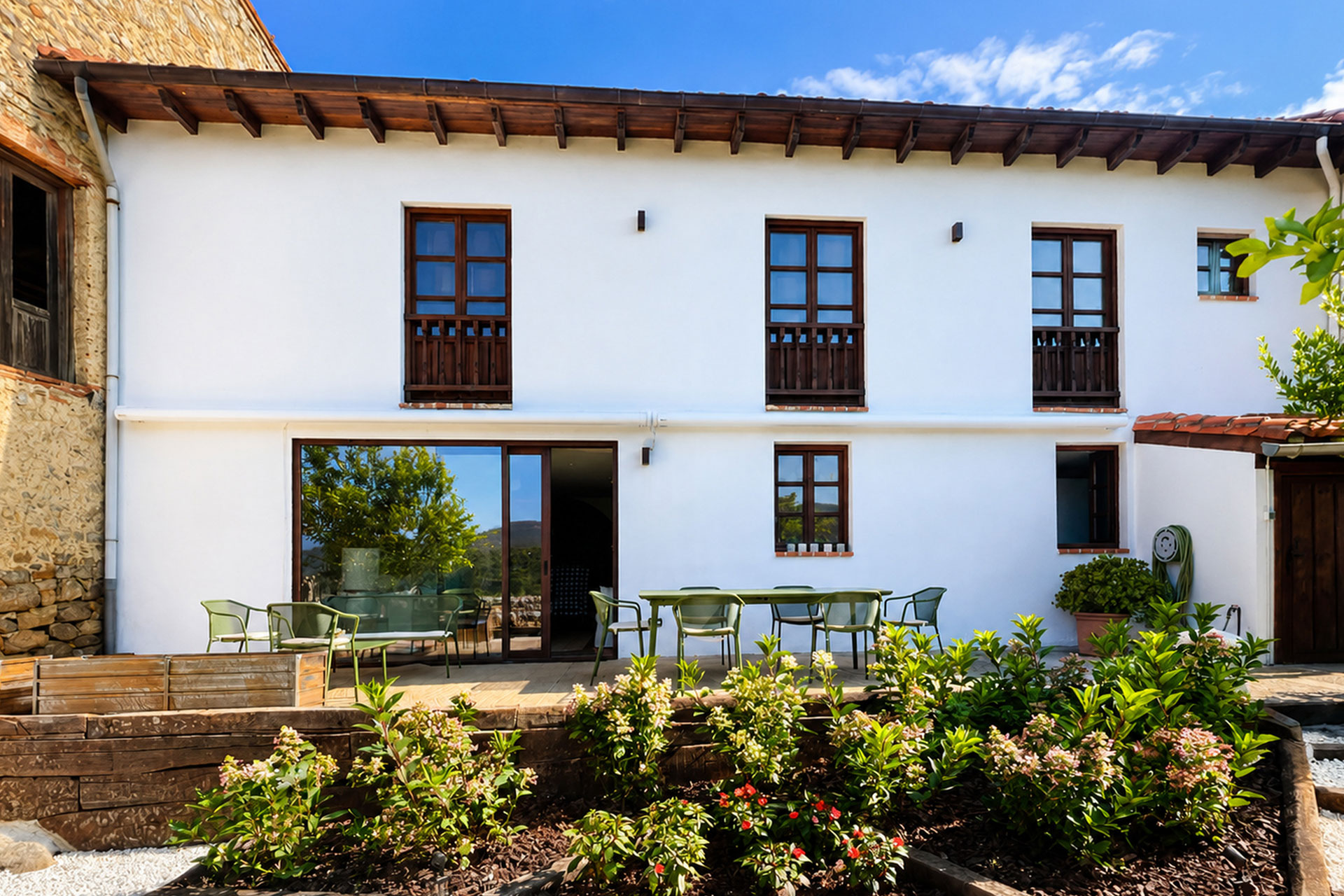 archelon_house_sierra-cantabria-spain_exterior-facade.jpg