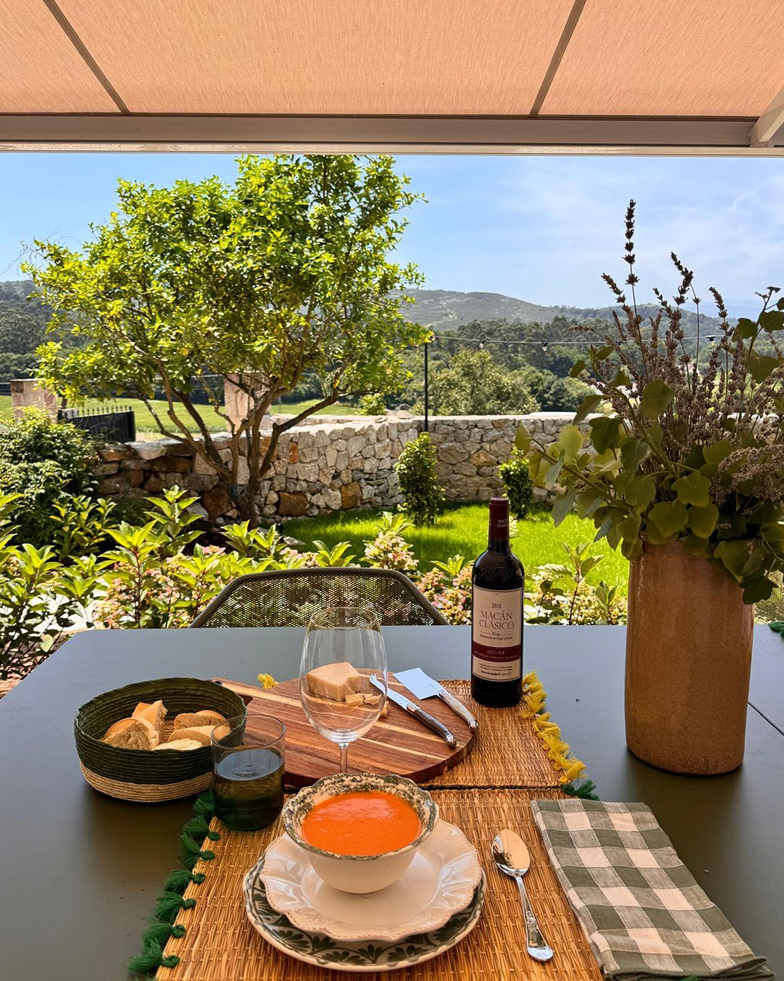 archelon_house_sierra-cantabria-spain_exterior-terrace-table.jpg