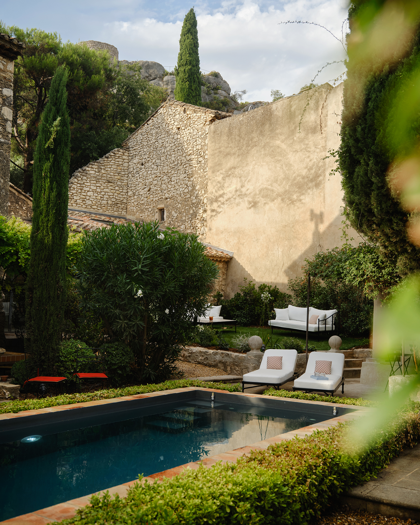 pistou_villa_Provence-Alpes-Côte-d'Azur-france_exterior-pool-design.jpg