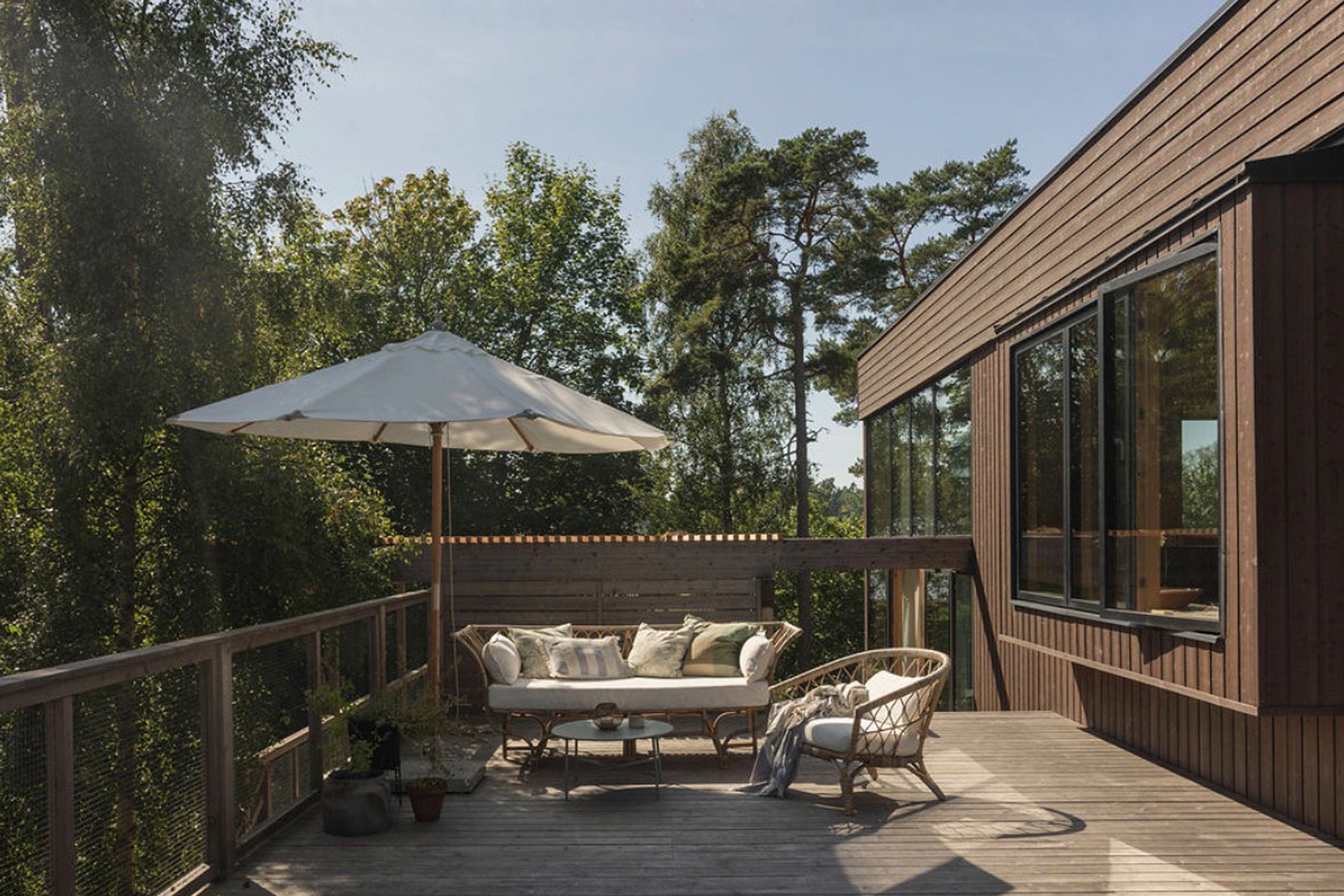 villa-rommunds_villa_gotland-sweden_exterior-space.jpg