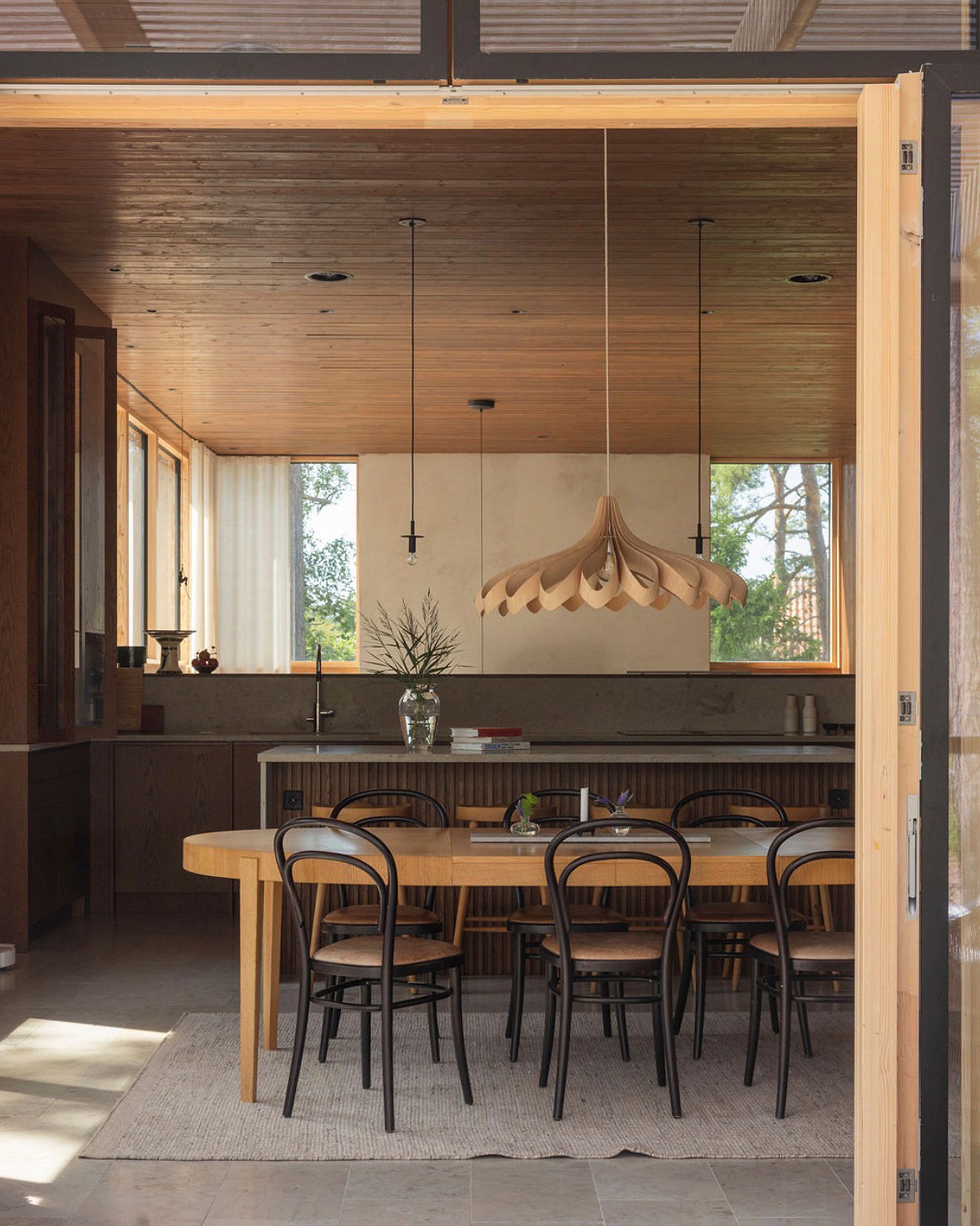 villa-rommunds_villa_gotland-sweden_interior-table.jpg