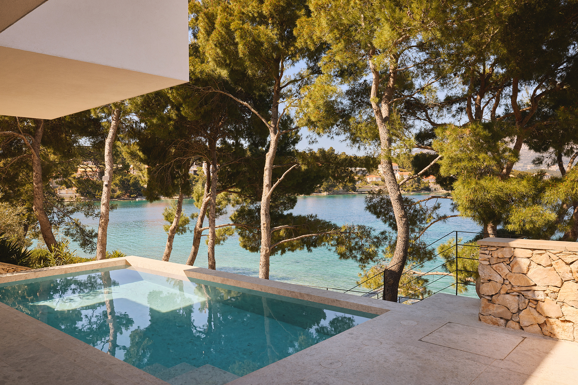 lumbarda-house_house_lumbarda-croatia_exterior-pool-design.jpg