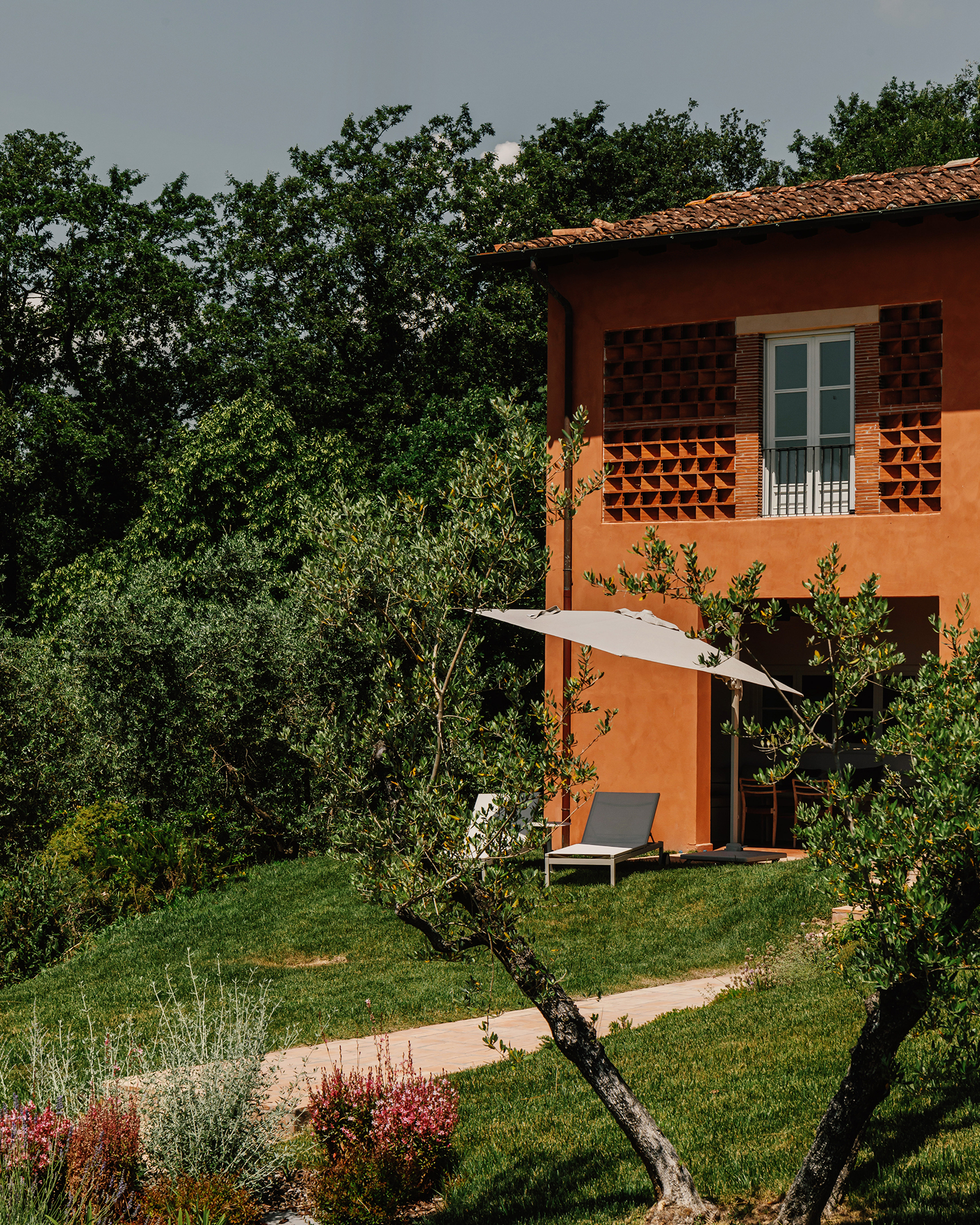 montechiaro_house_lucca-tuscany-italy_exterior-facade-detail.jpg