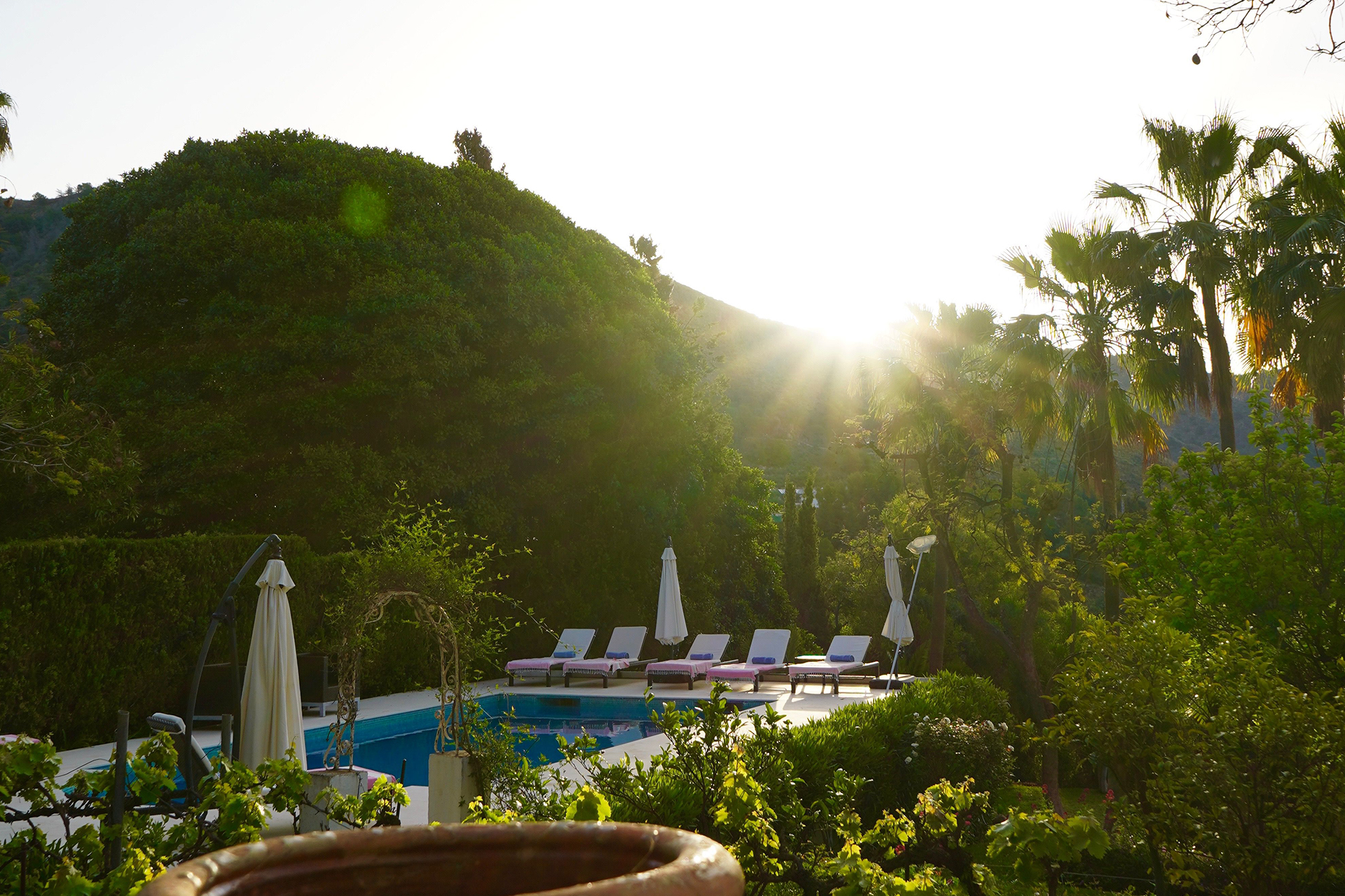 finca-parrilla_villa_andalusia-spain_exterior-sunset-design.jpg