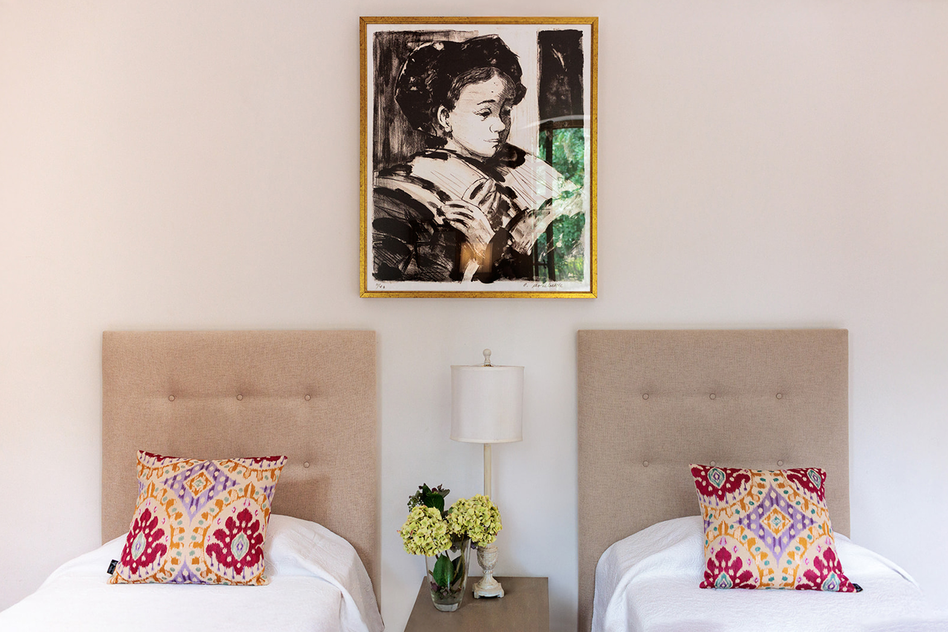 finca-parrilla_villa_andalusia-spain_interior-bedroom-two-beds.jpg